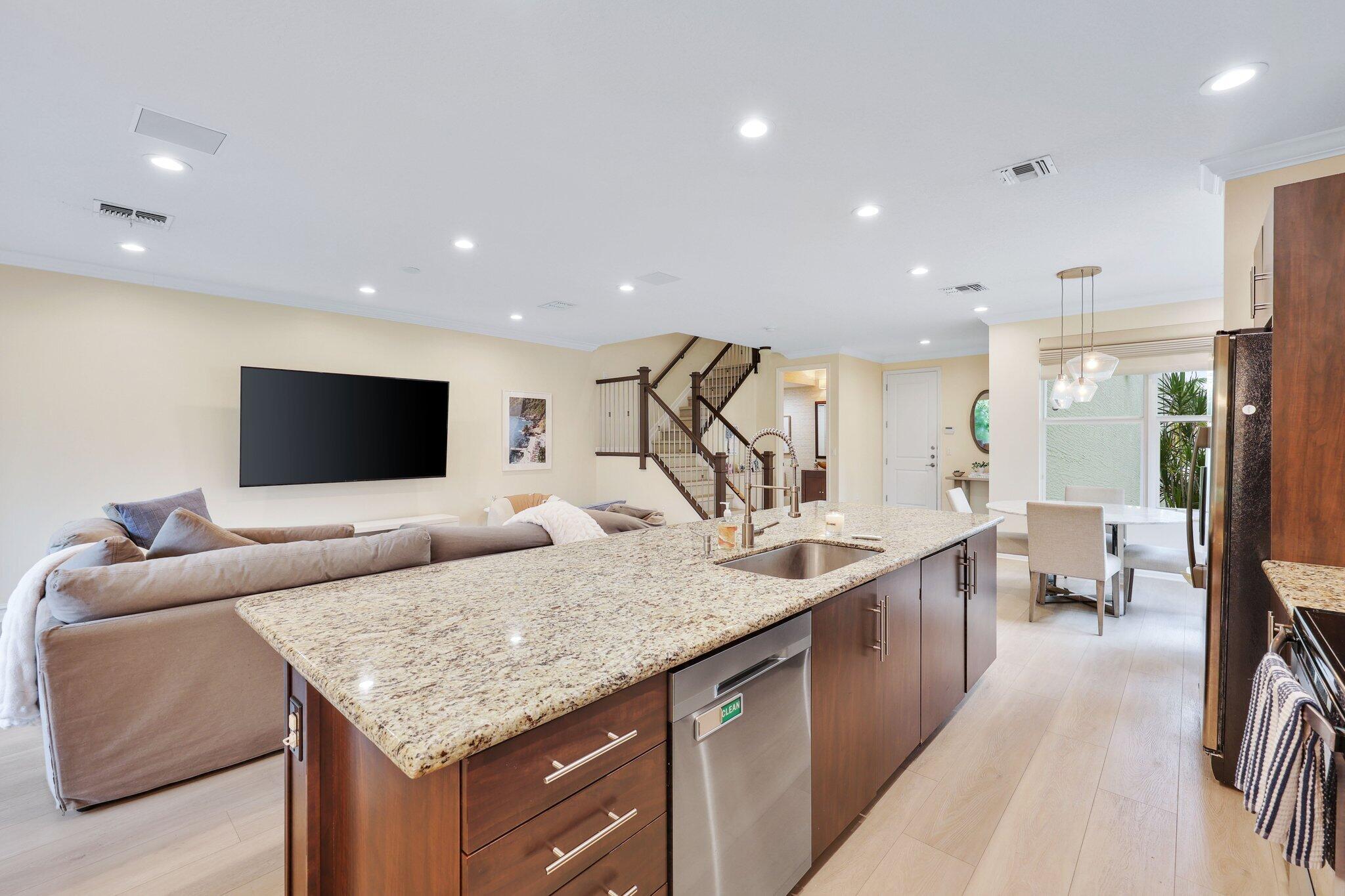 CENTRA - Residential