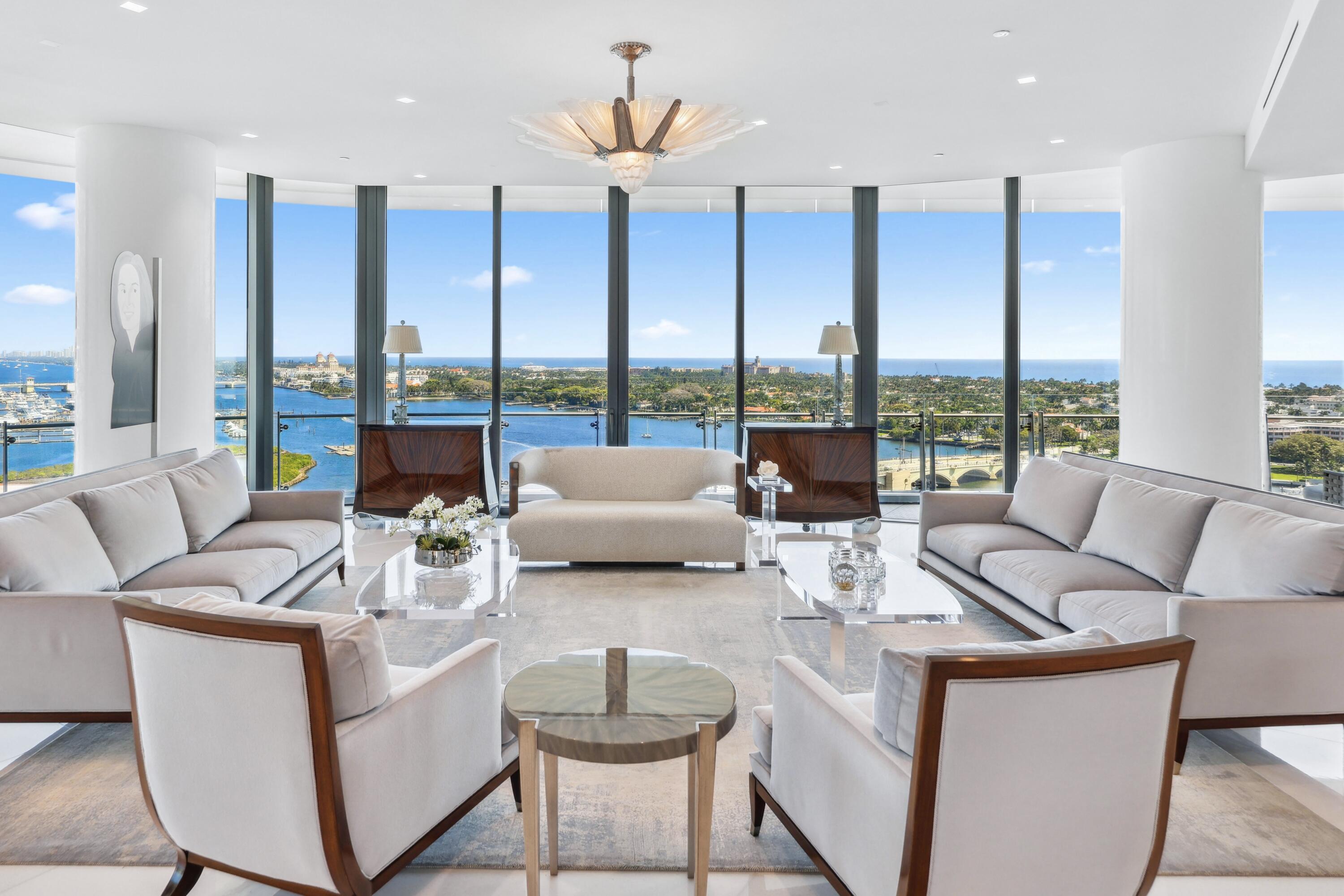 BRISTOL CONDO - Residential