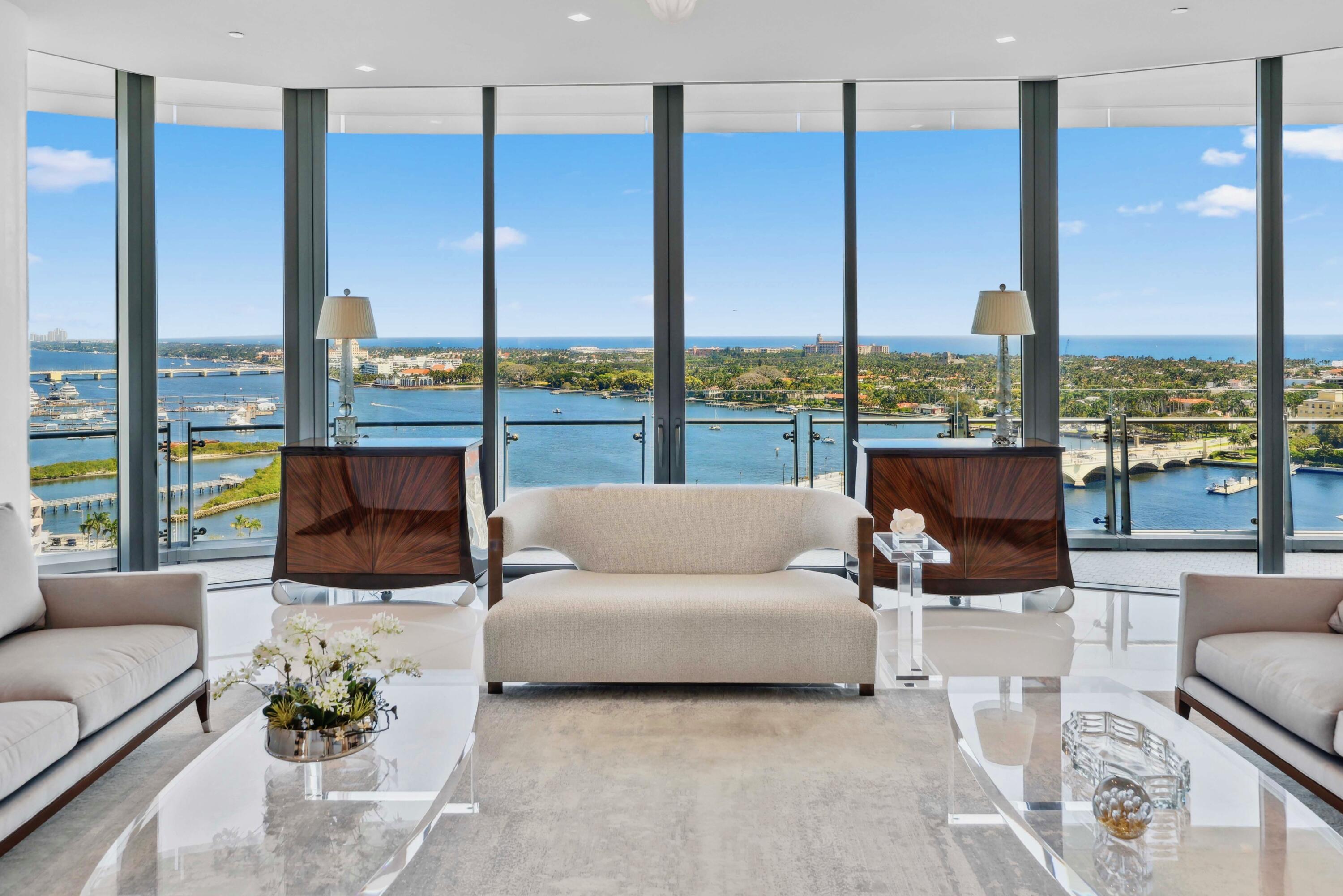 BRISTOL CONDO - Residential