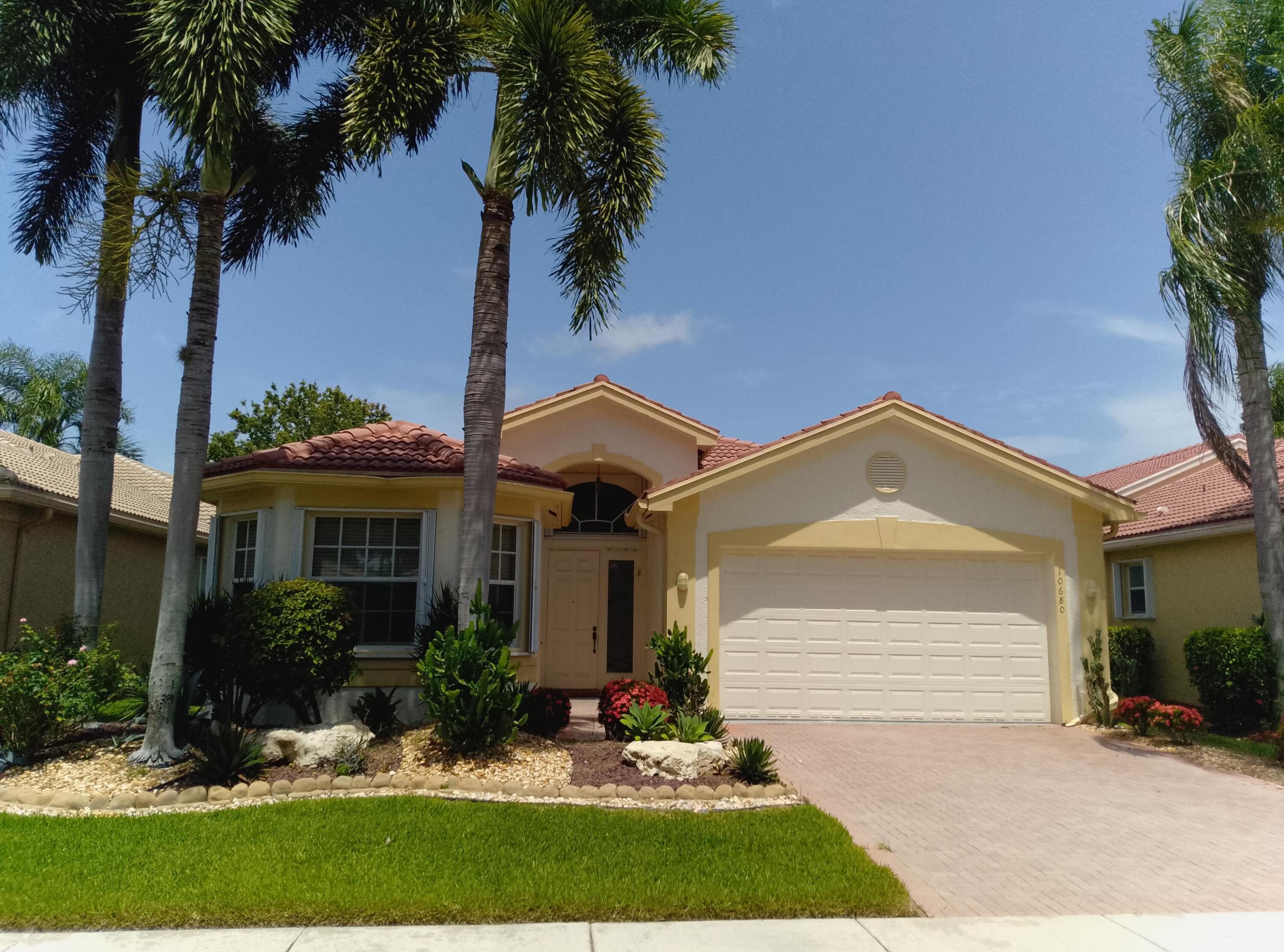 VALENCIA POINTE 1 - Residential Lease