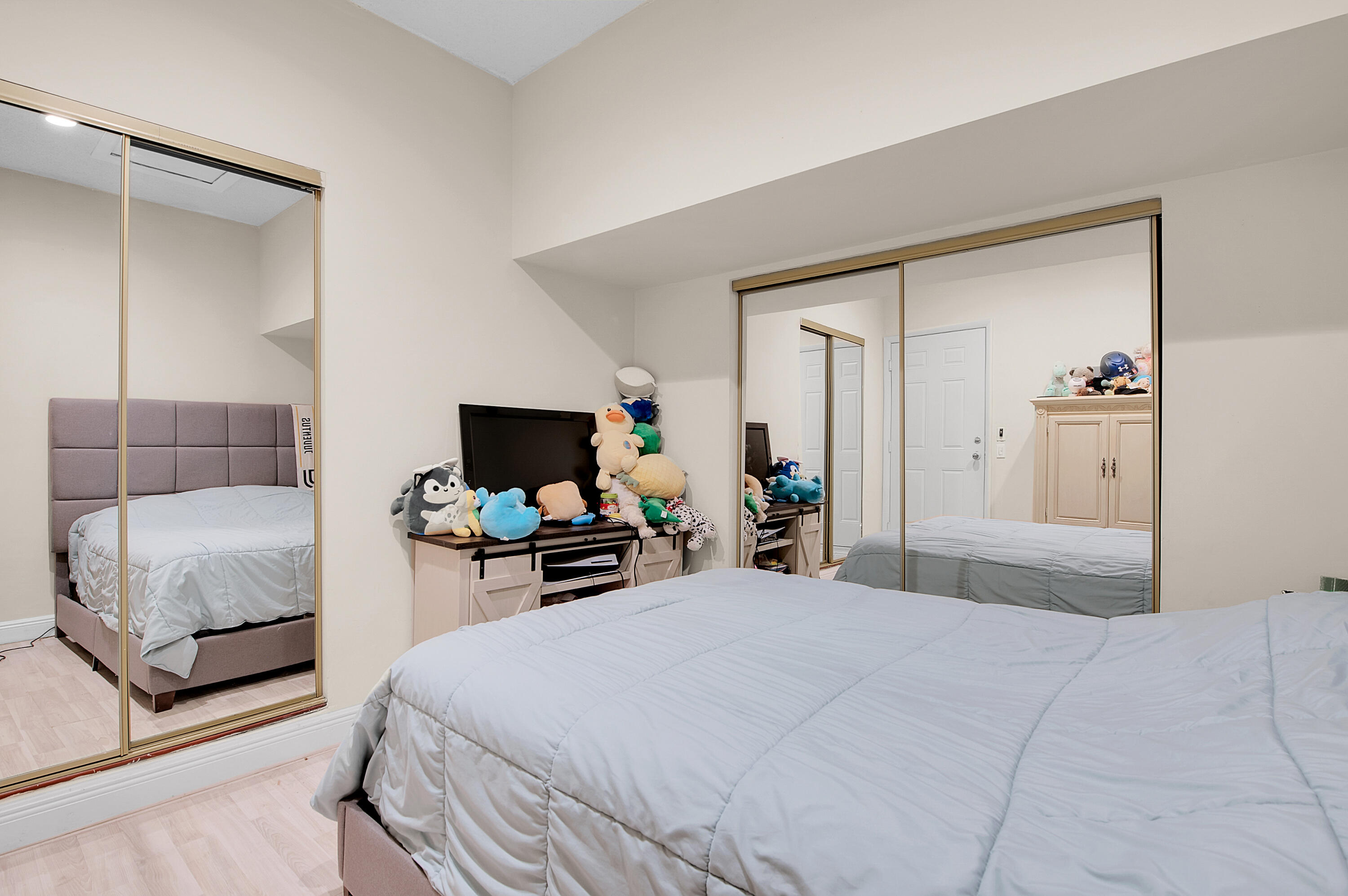 MNR FOREST 2 - Residential Lease