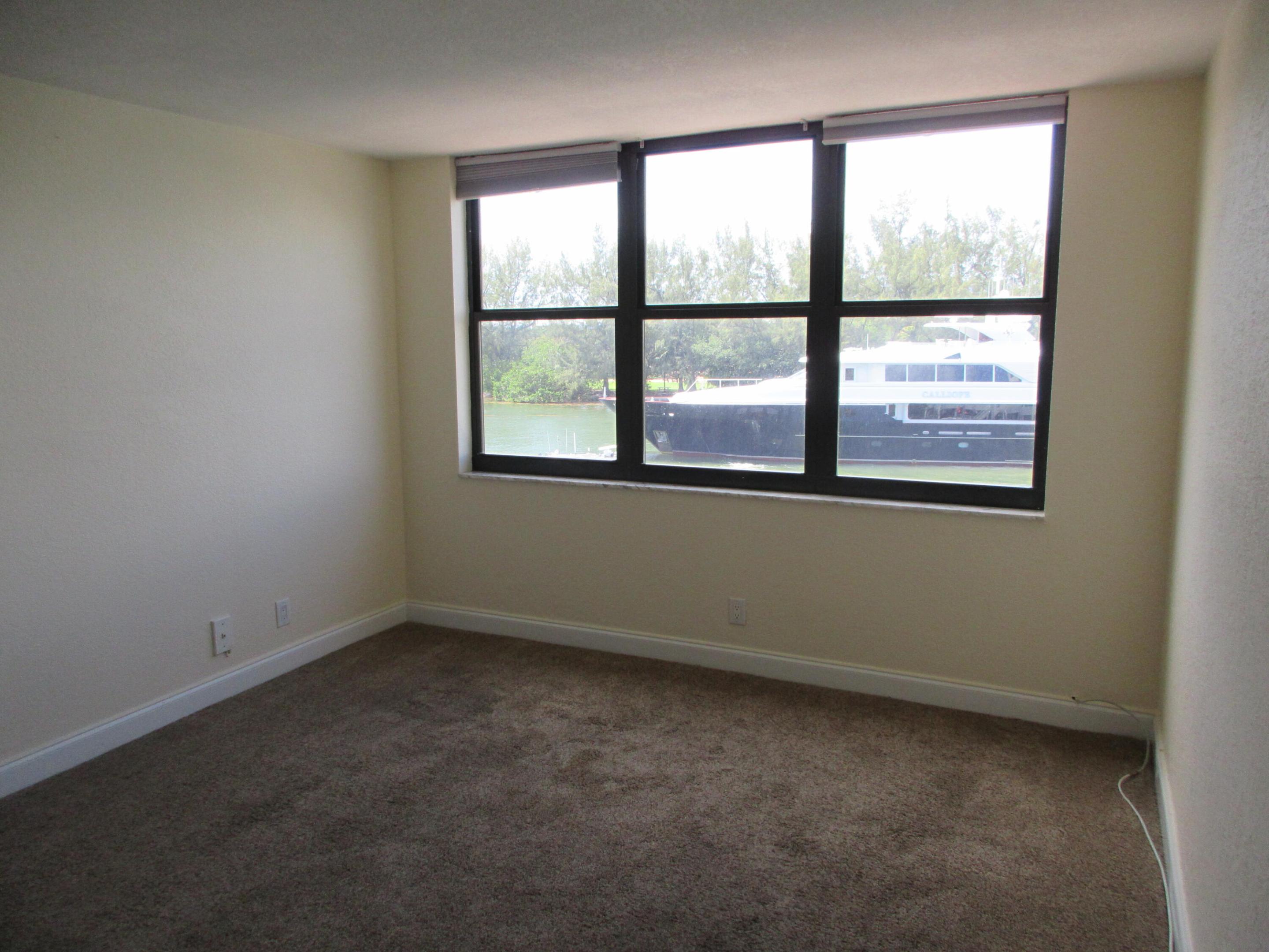 WATERBURY CONDO - Residential Lease