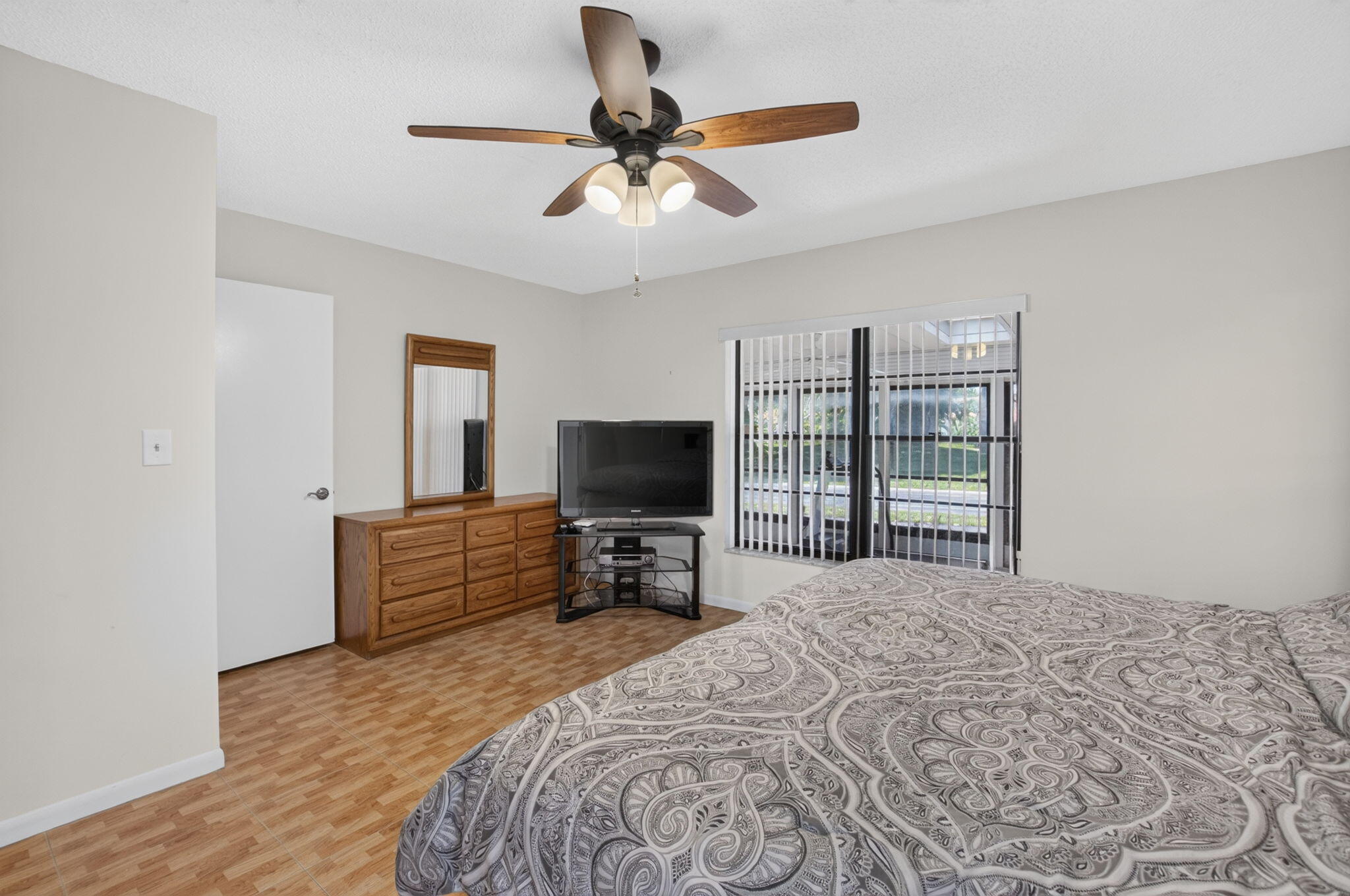PALM CHASE CONDO - Residential