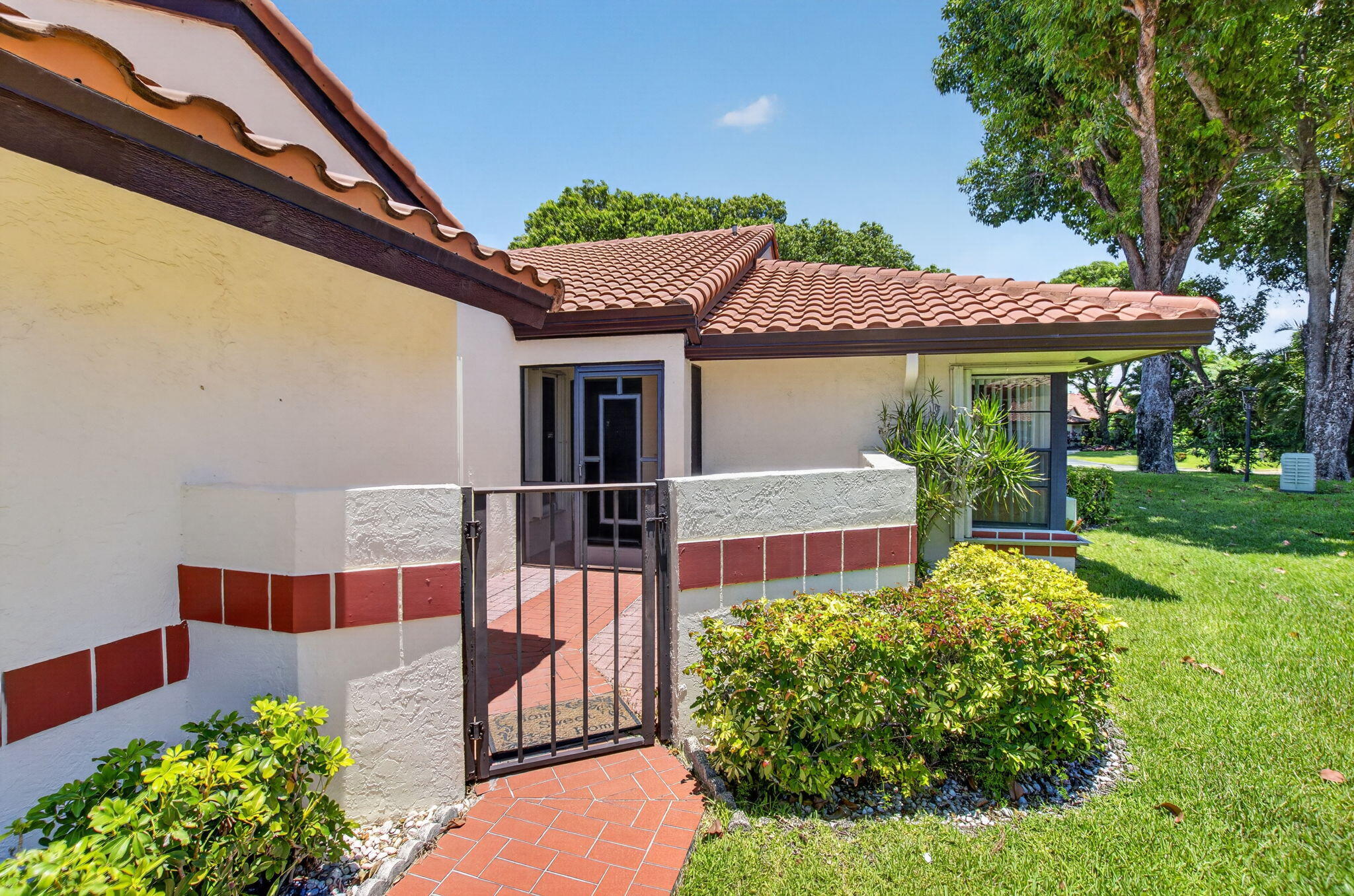 PALM CHASE CONDO - Residential