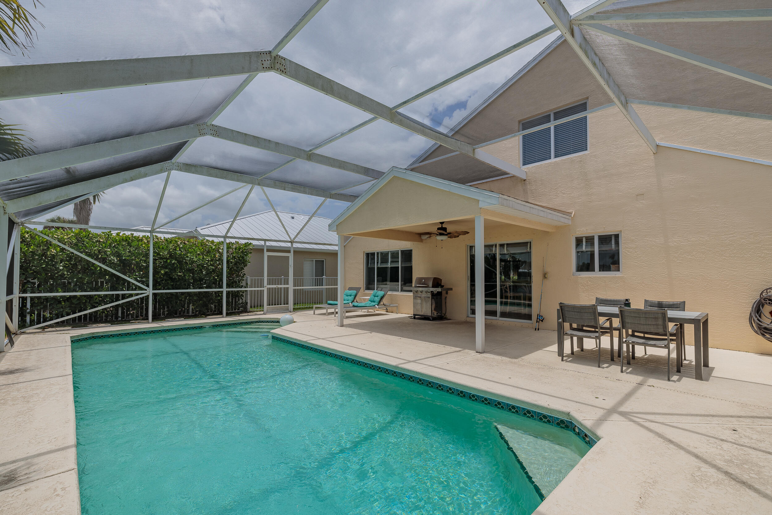 SPRINGTREE - Residential