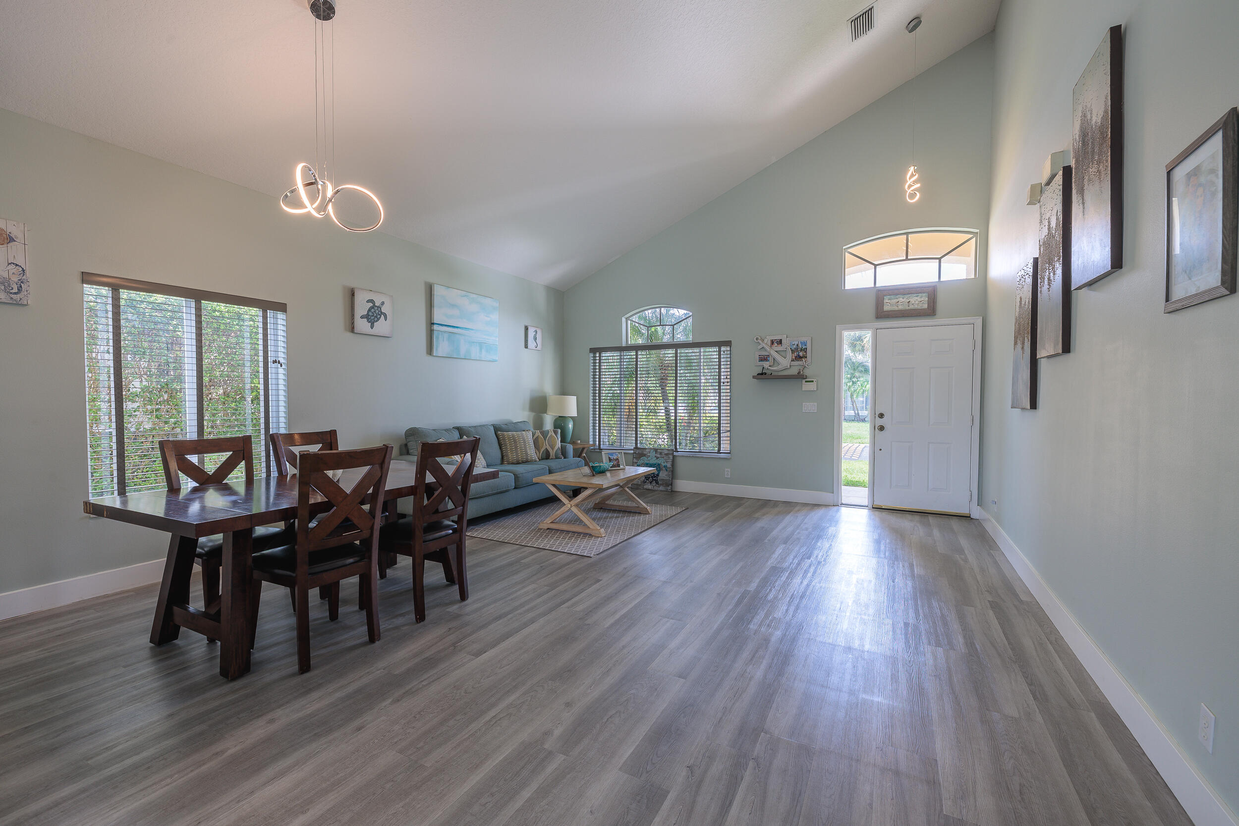 SPRINGTREE - Residential