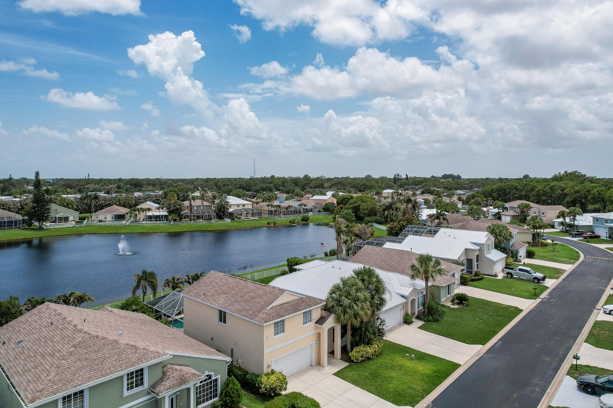 SPRINGTREE - Residential