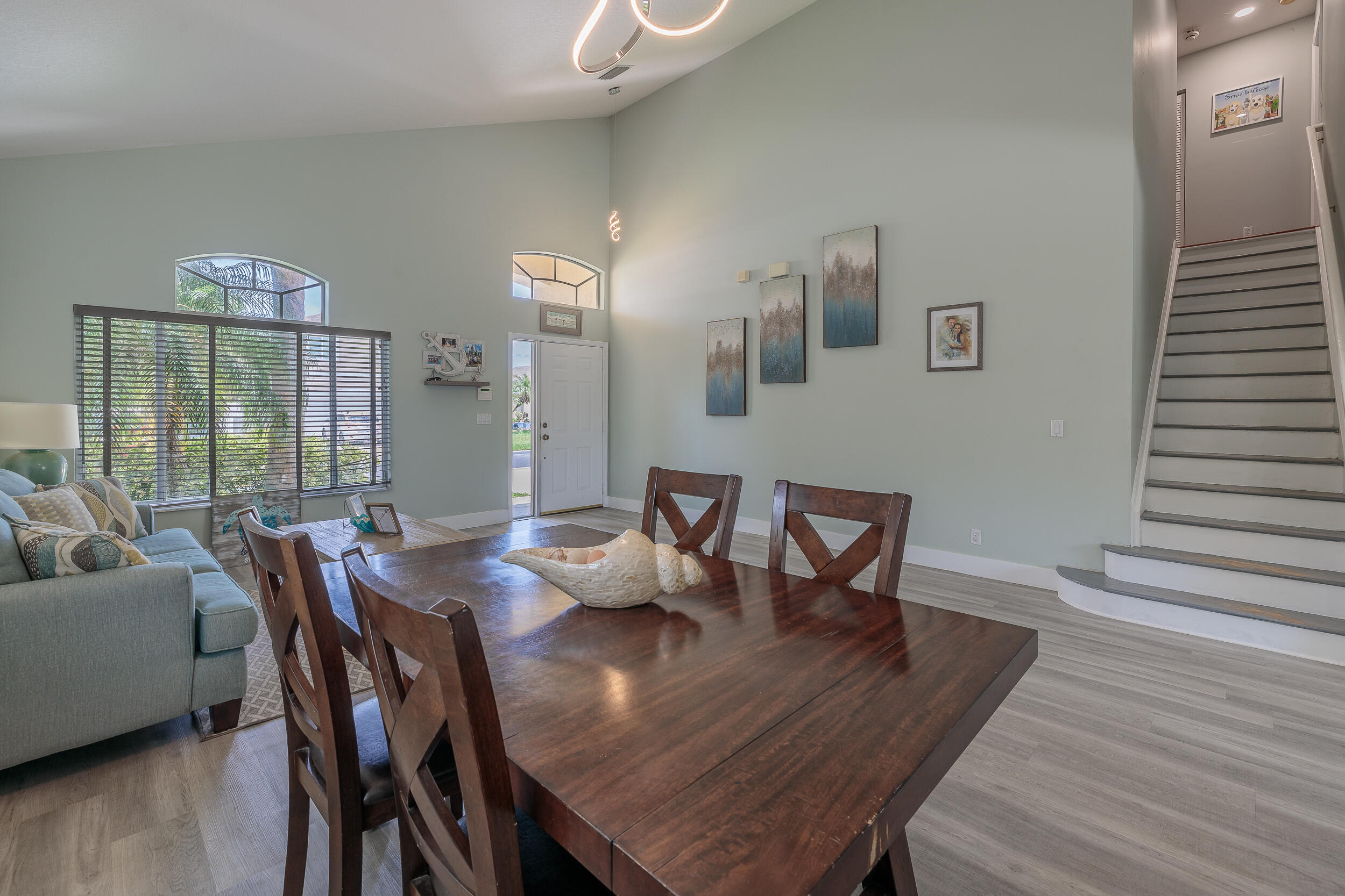 SPRINGTREE - Residential