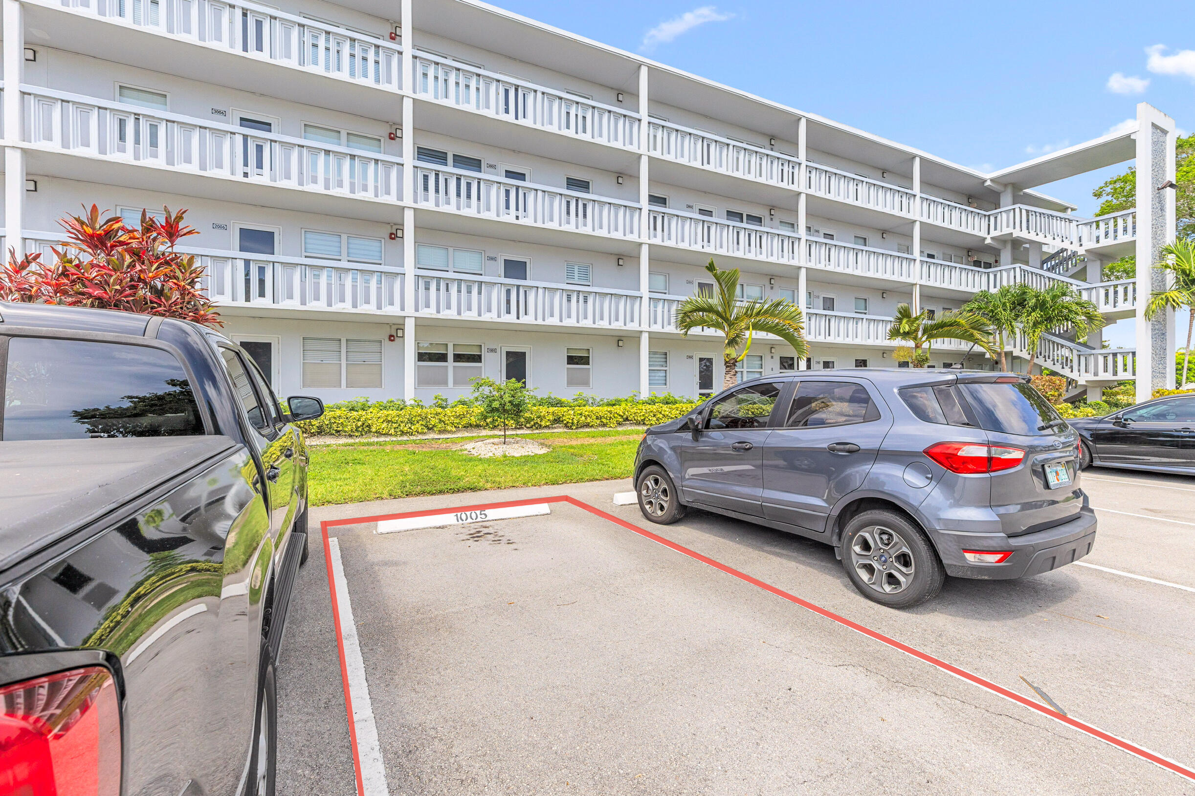 ISLEWOOD D CONDO - Residential