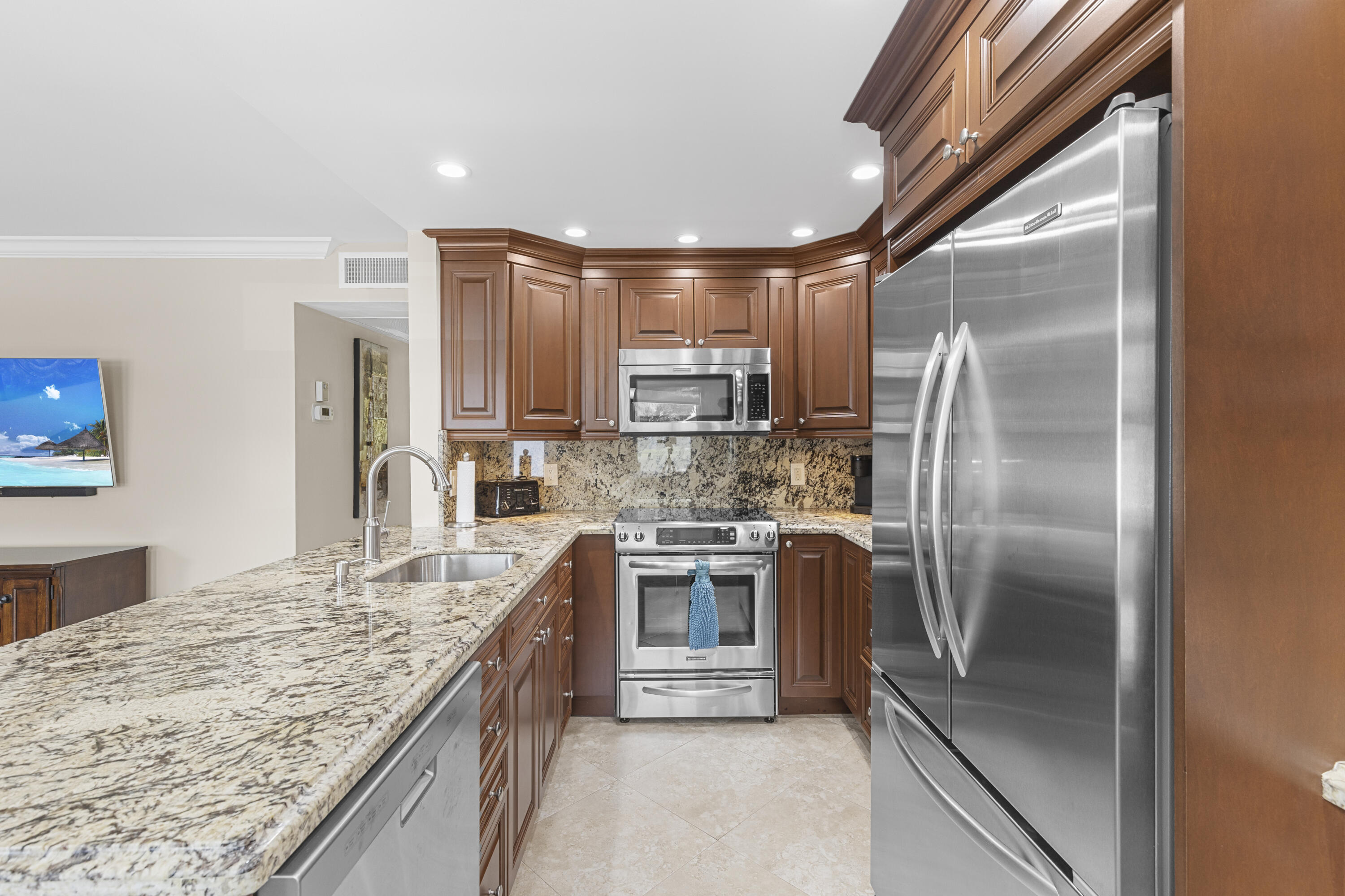 ISLEWOOD D CONDO - Residential