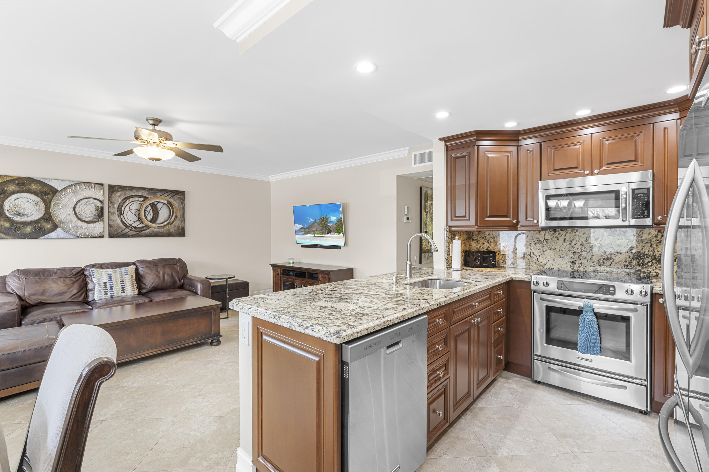 ISLEWOOD D CONDO - Residential