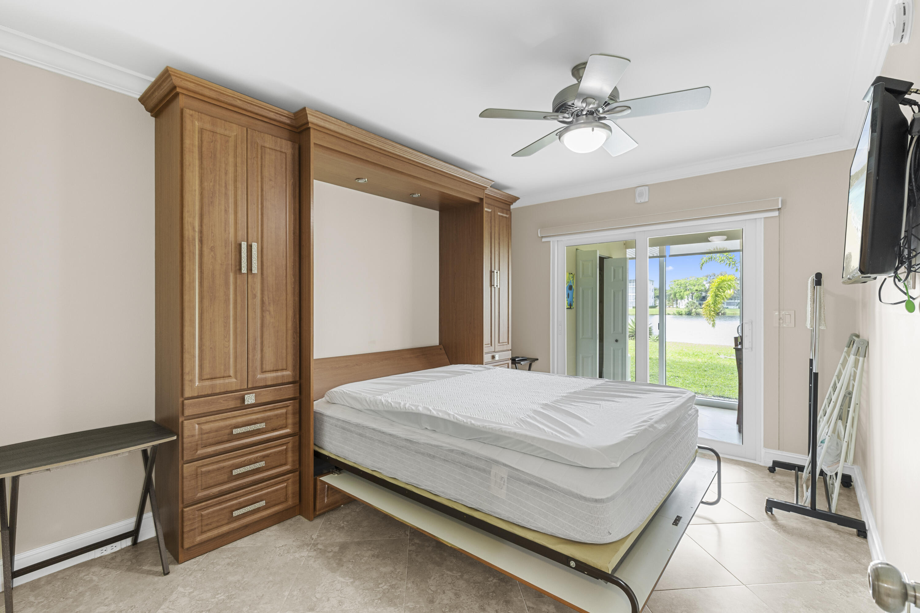 ISLEWOOD D CONDO - Residential