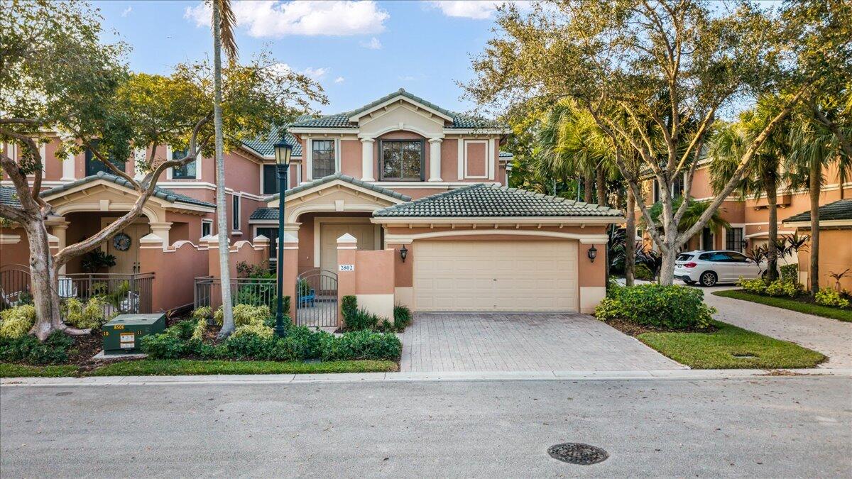 LEGENDS AT WESTON HILLS - Residential