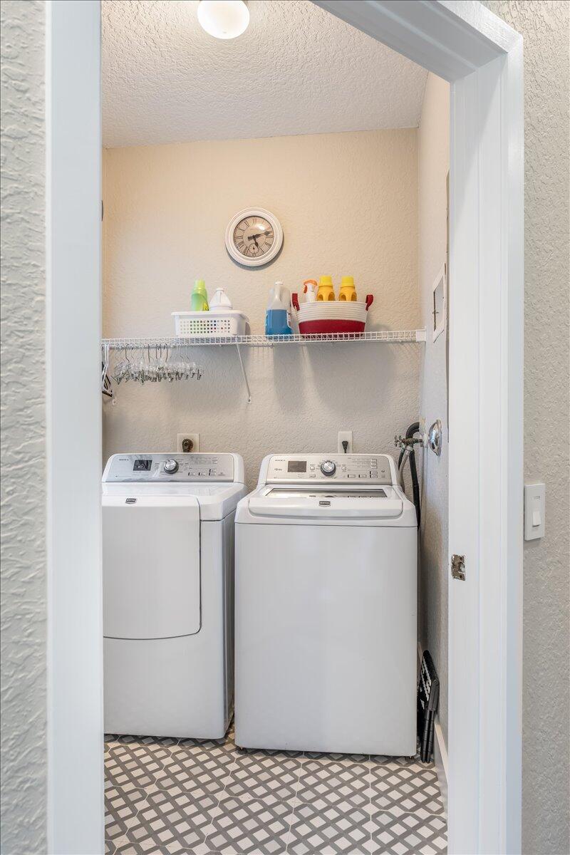 LEGENDS AT WESTON HILLS - Residential