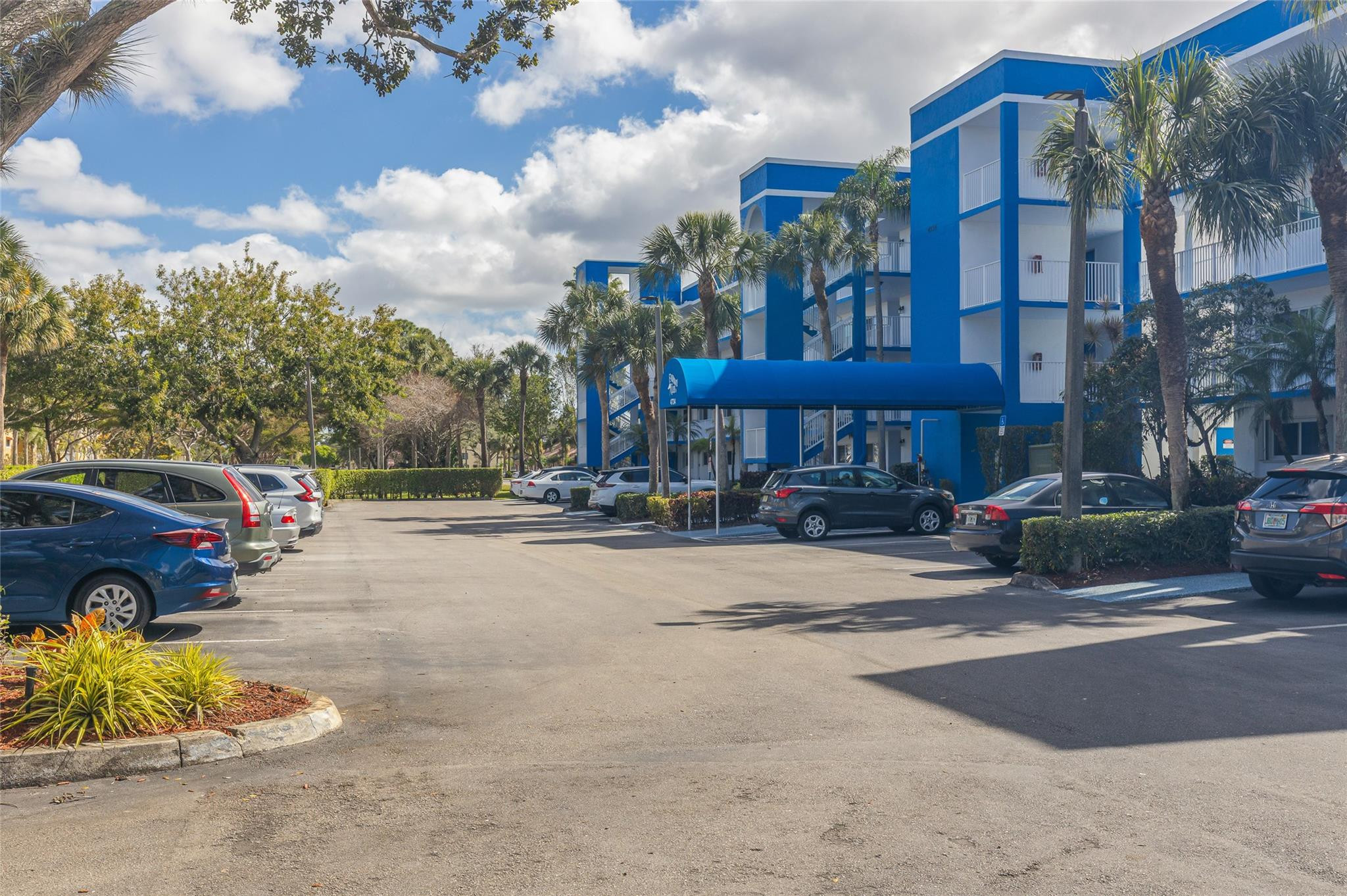 Fairway Club Condo - Residential