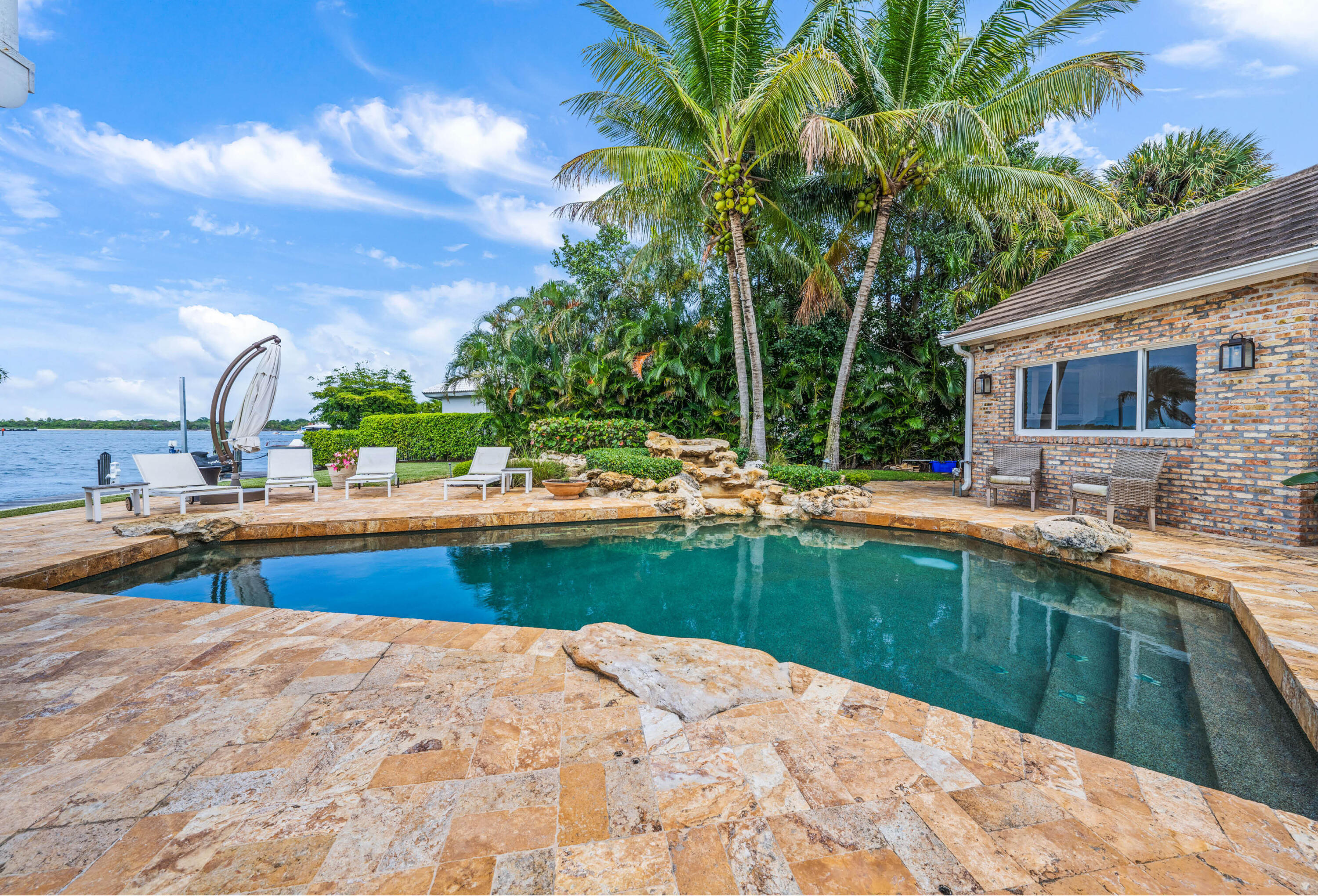 PALM BEACH LAKE WORTH ESTATES 2 - Residential