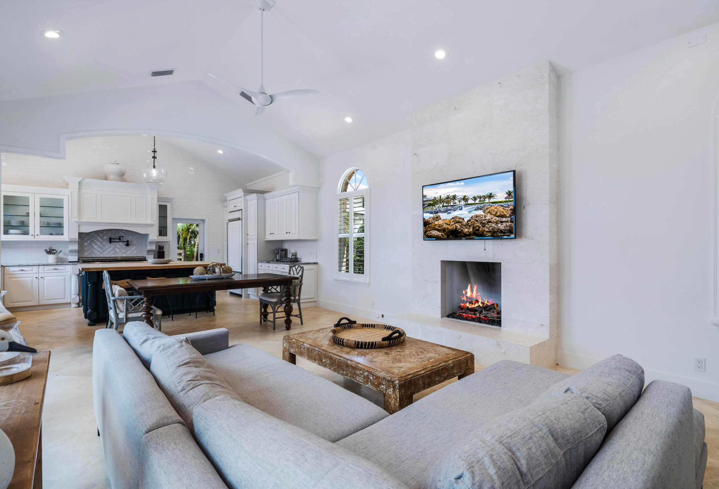 PALM BEACH LAKE WORTH ESTATES 2 - Residential