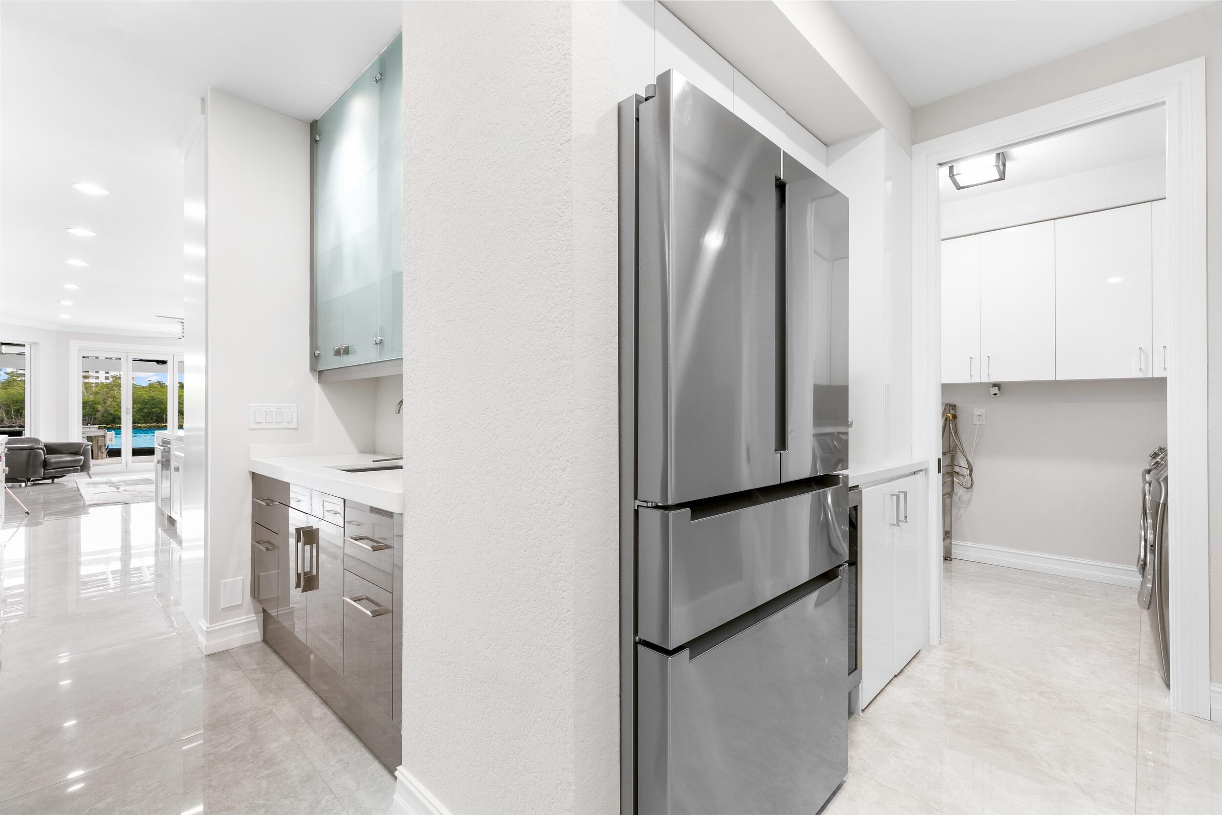 BOCA HARBOUR ISLAND SEC - Residential