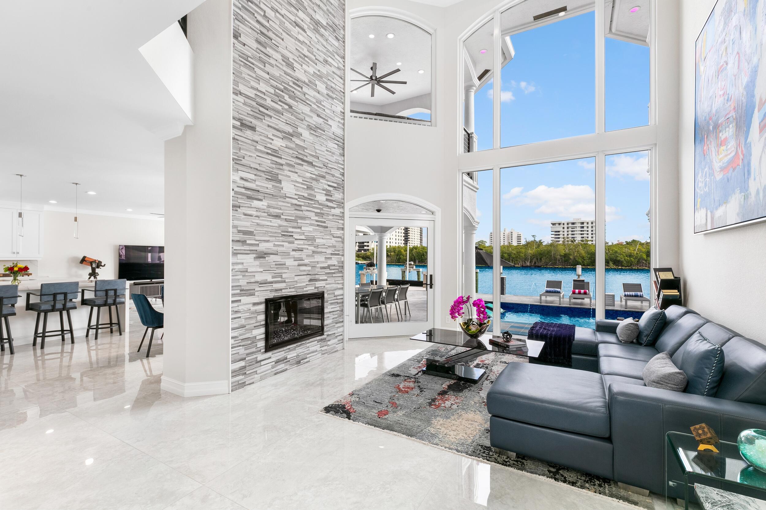 BOCA HARBOUR ISLAND SEC - Residential