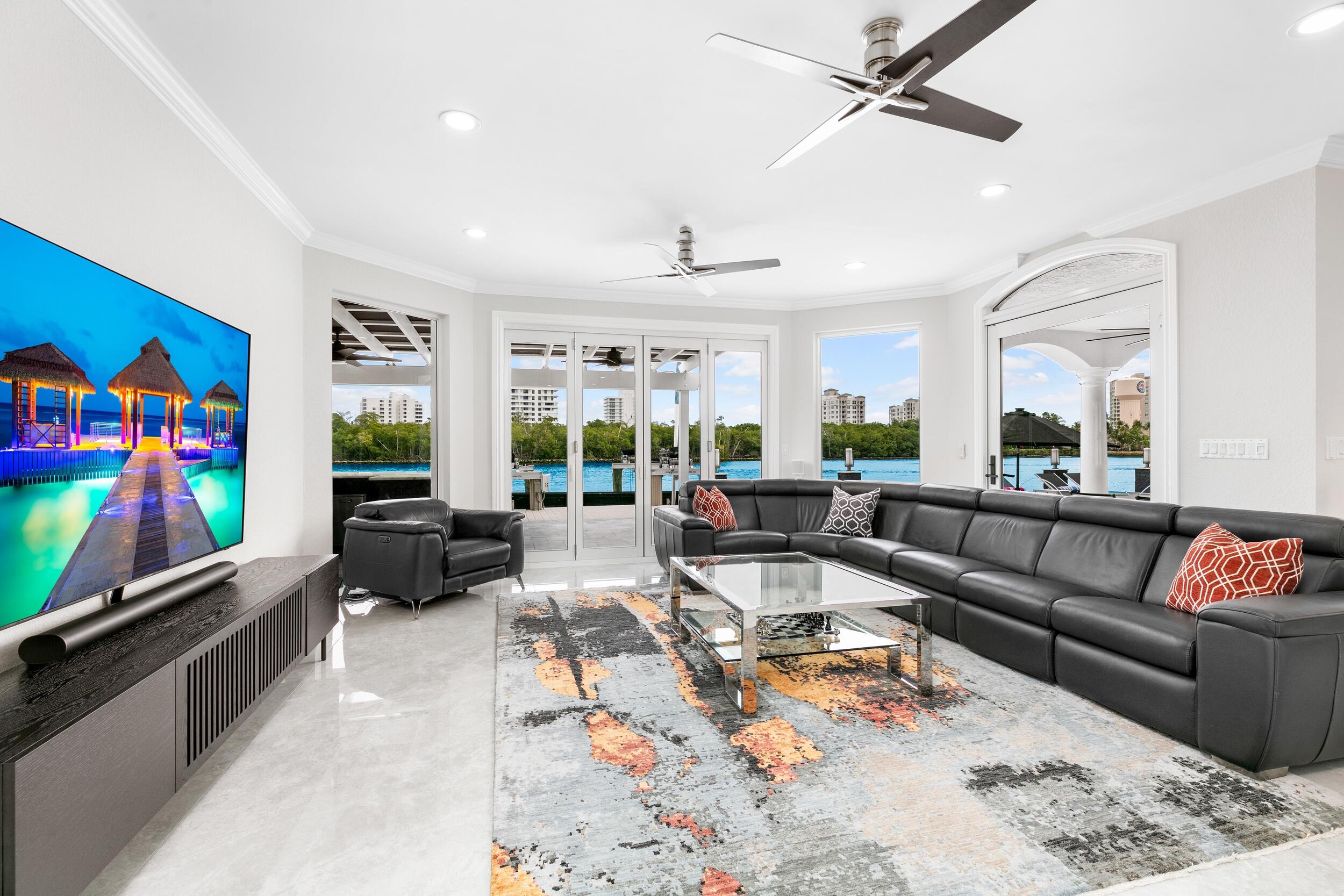 BOCA HARBOUR ISLAND SEC - Residential