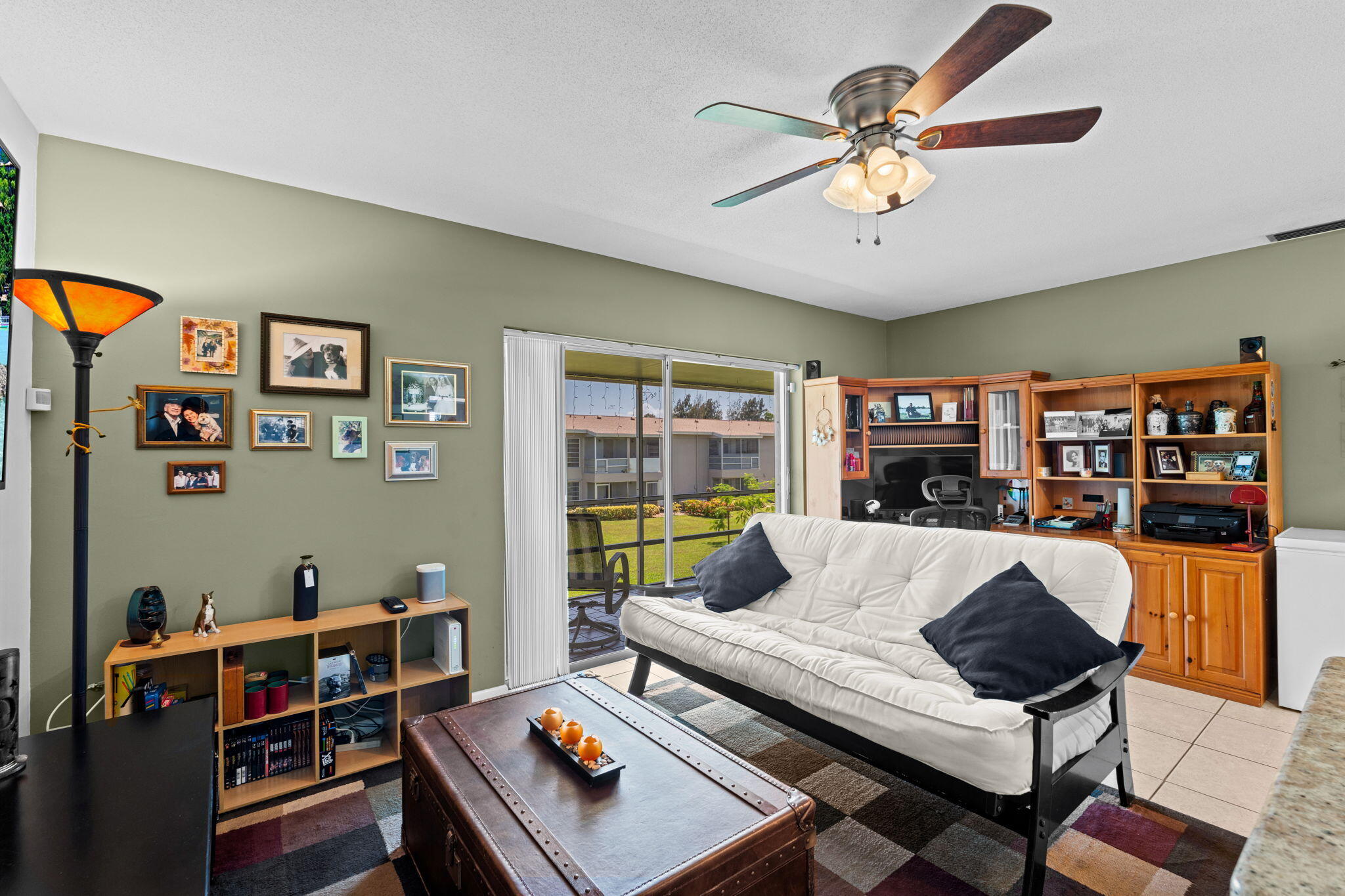 FOUR SEA SUNS CONDO - Residential