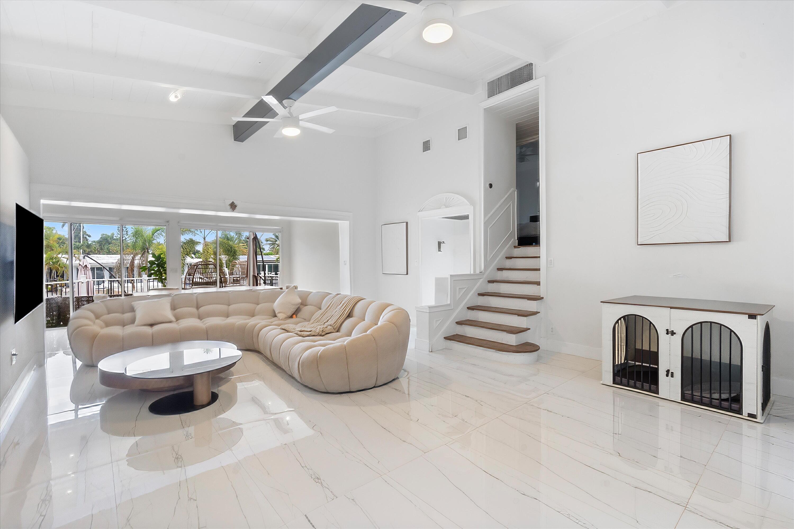 LAUDERDALE ISLES NO 2-BLK 6 - Residential