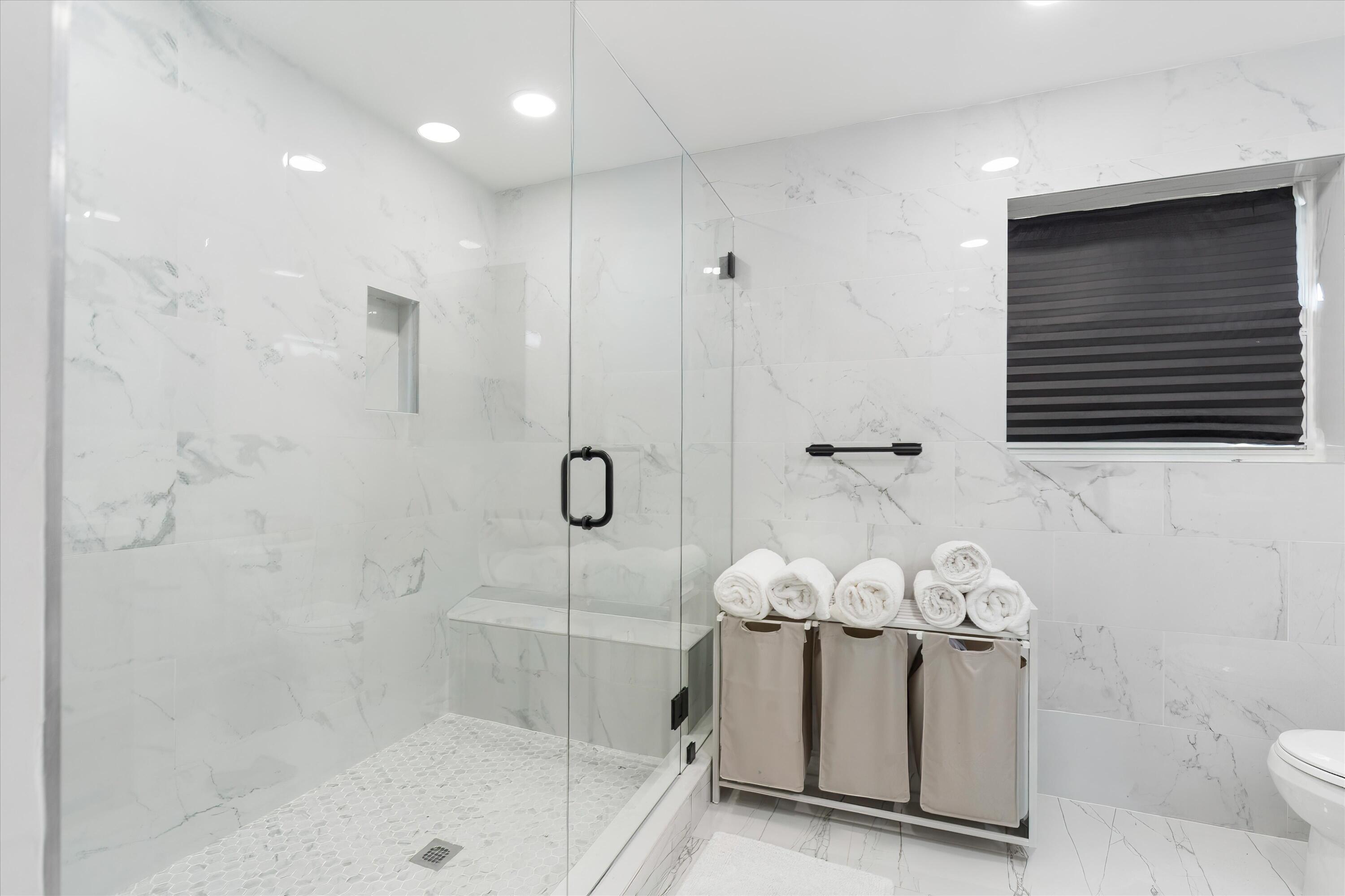 LAUDERDALE ISLES NO 2-BLK 6 - Residential