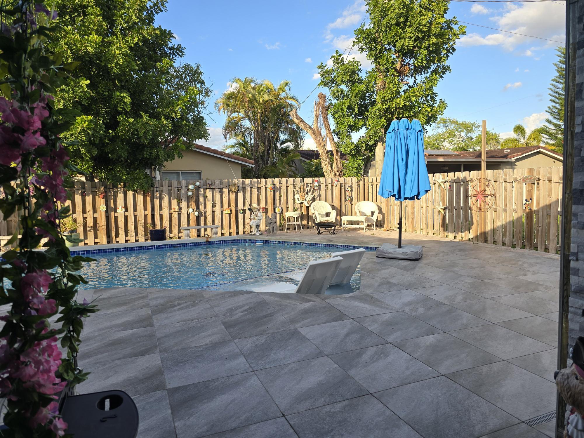 CORAL SPRINGS SUB NO 1 - Residential