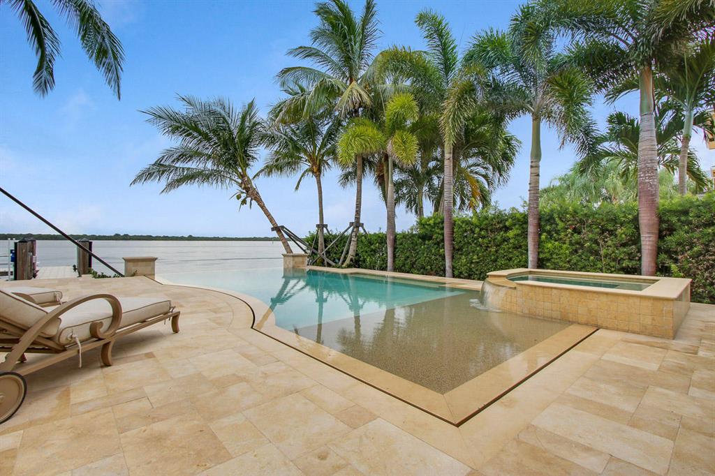 Yacht Club Addition to Village of North Palm Beach - Residential