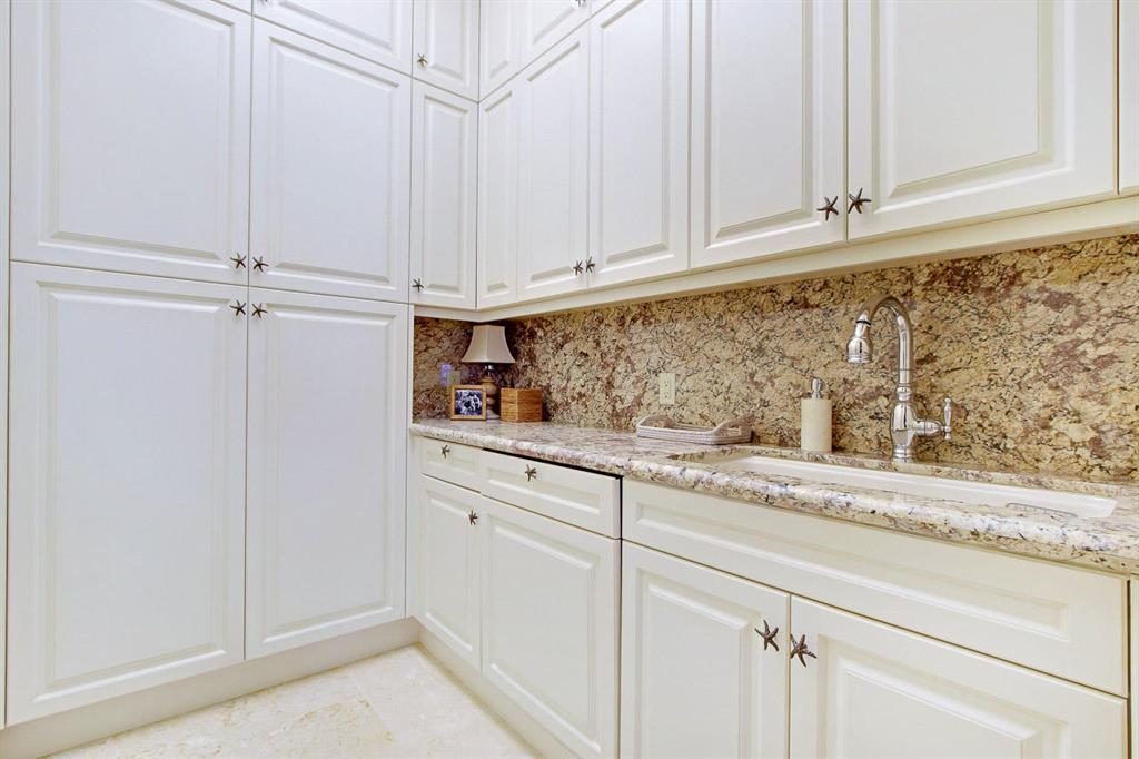 Yacht Club Addition to Village of North Palm Beach - Residential