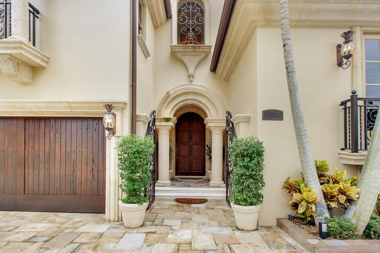 Yacht Club Addition to Village of North Palm Beach - Residential