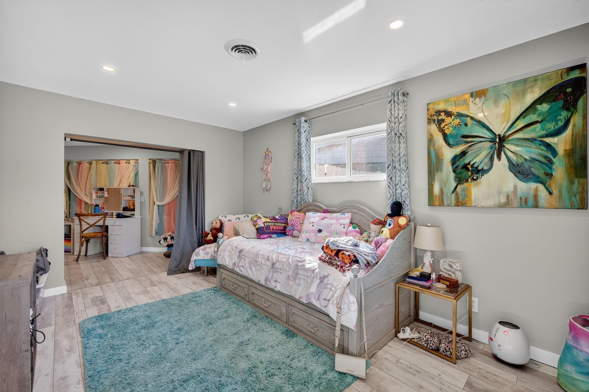 CORAL BROOK - Residential Lease