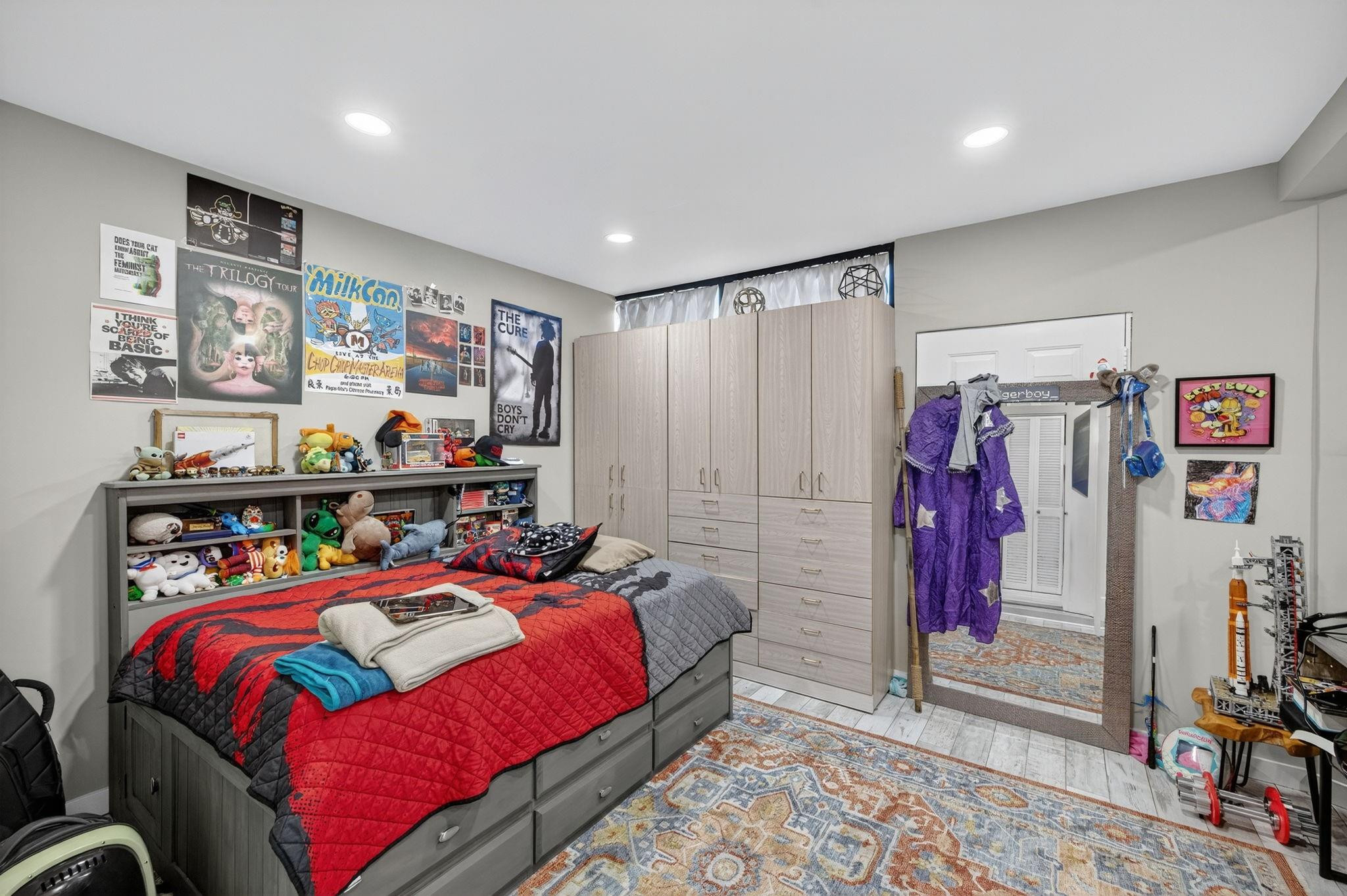 CORAL BROOK - Residential Lease