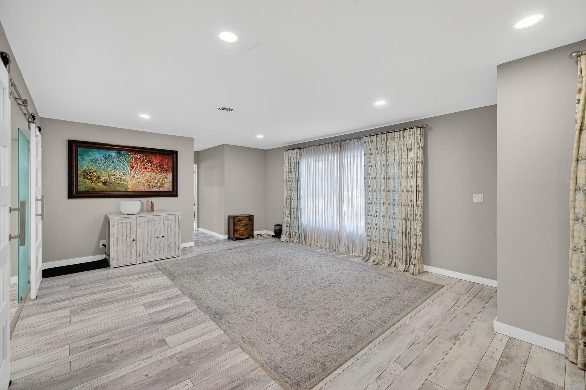 CORAL BROOK - Residential Lease