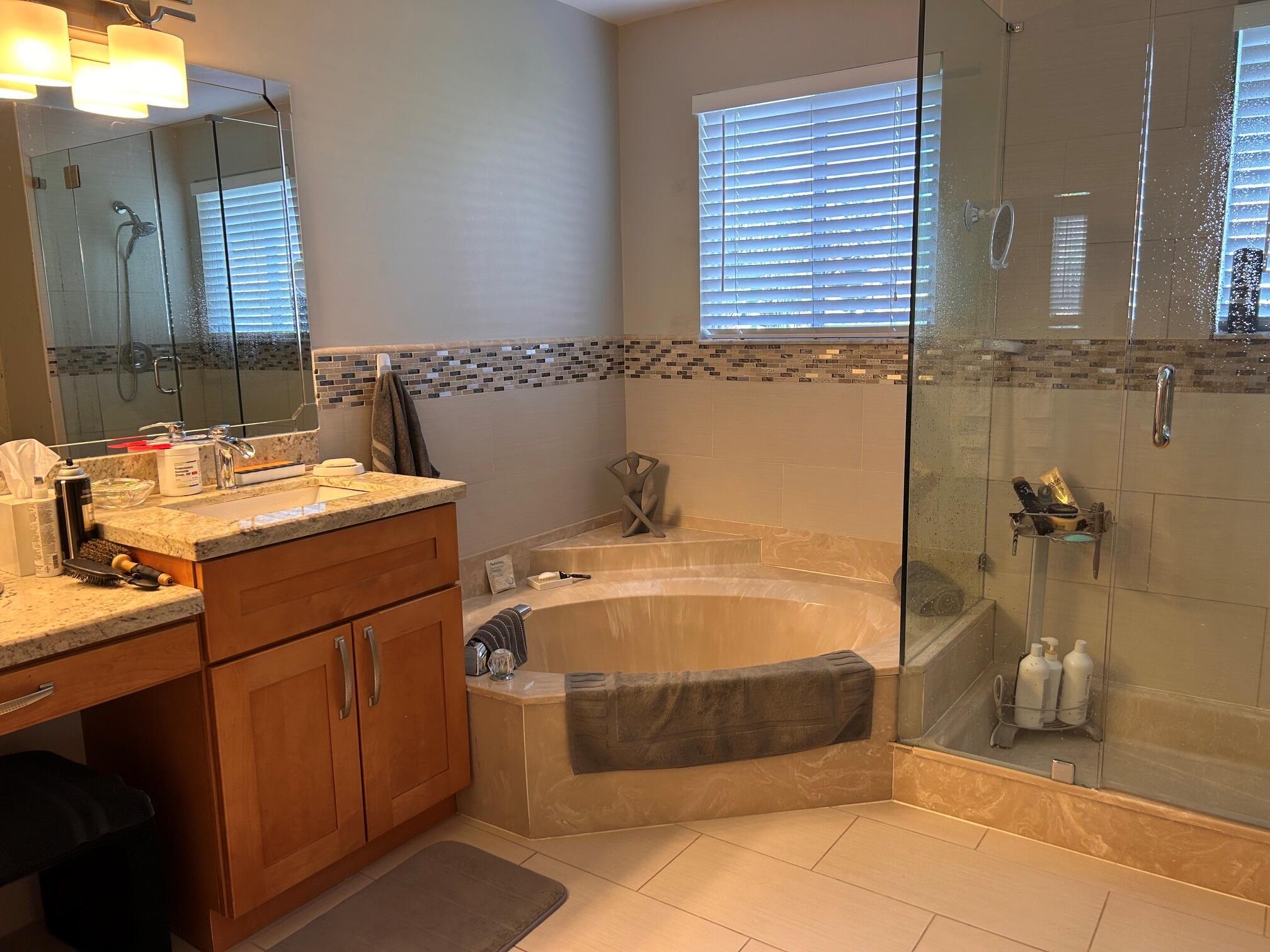 PLUM AT BOCA POINTE COND - Residential