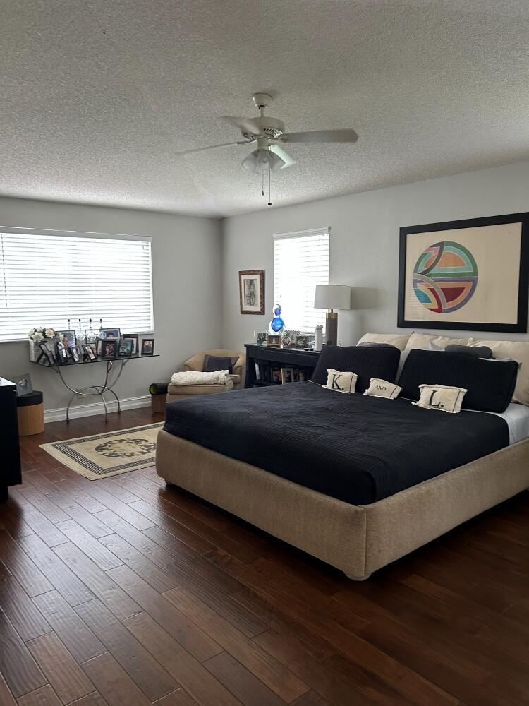 PLUM AT BOCA POINTE COND - Residential
