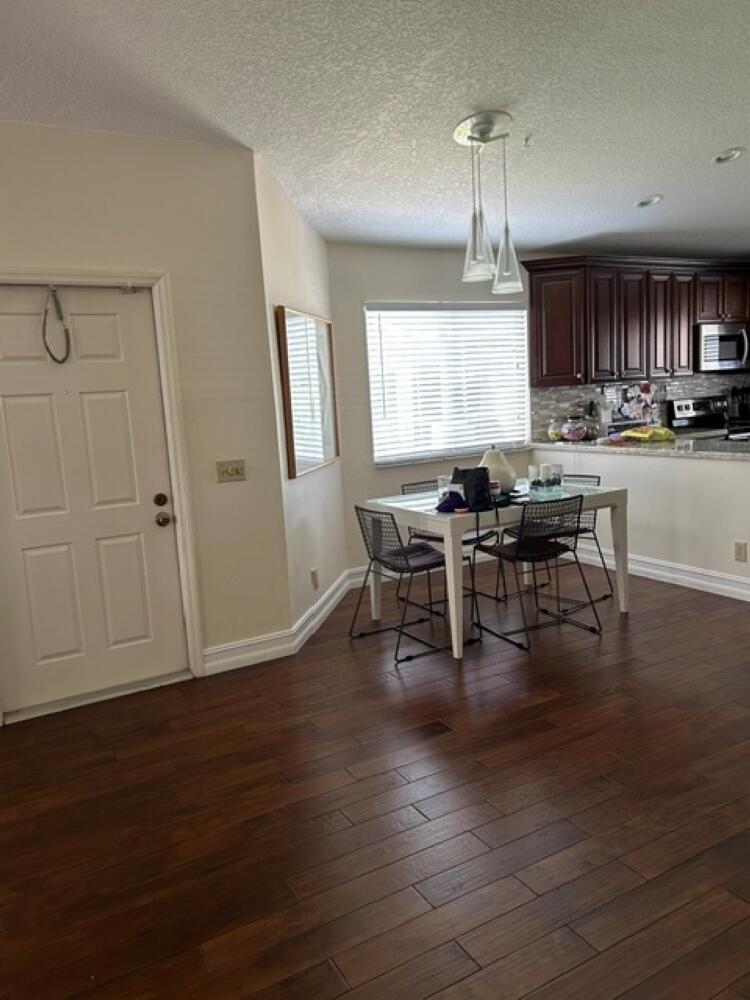 PLUM AT BOCA POINTE COND - Residential