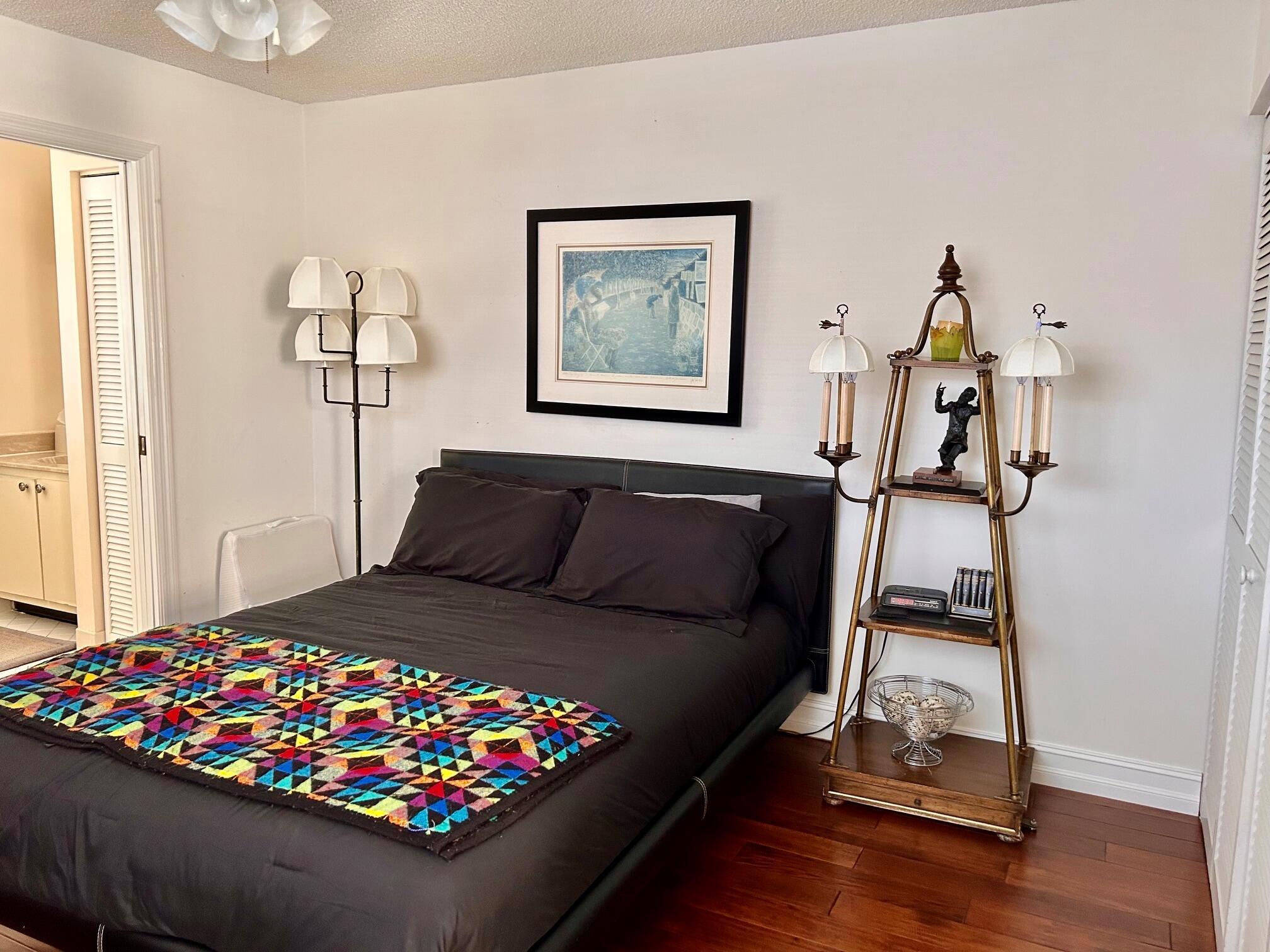 PLUM AT BOCA POINTE COND - Residential