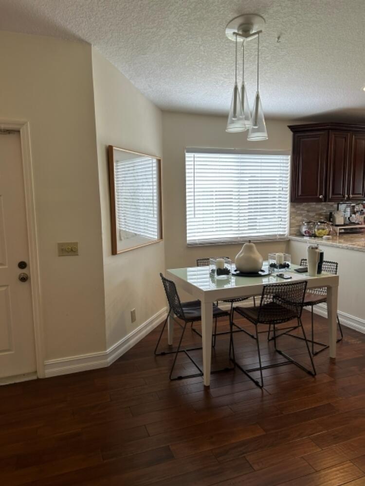 PLUM AT BOCA POINTE COND - Residential