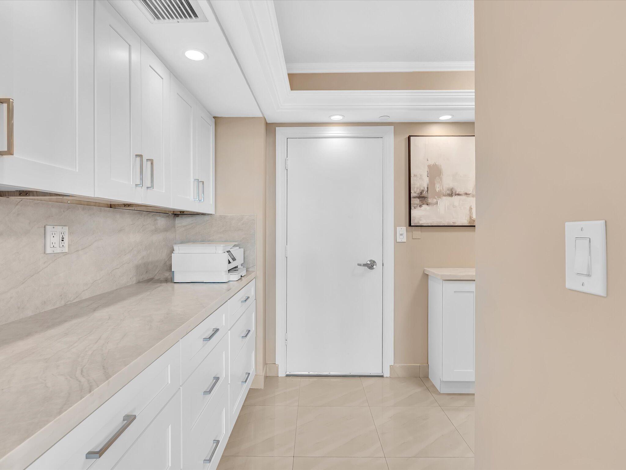 CORAL RIDGE TOWERS EAST CO-OP - Residential