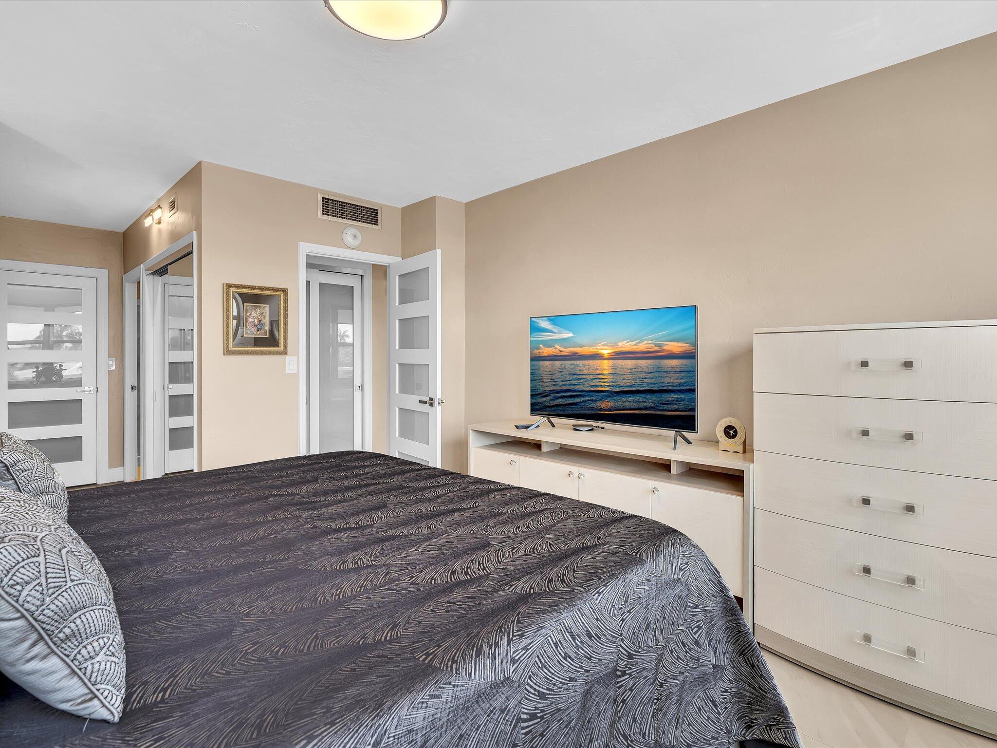 CORAL RIDGE TOWERS EAST CO-OP - Residential