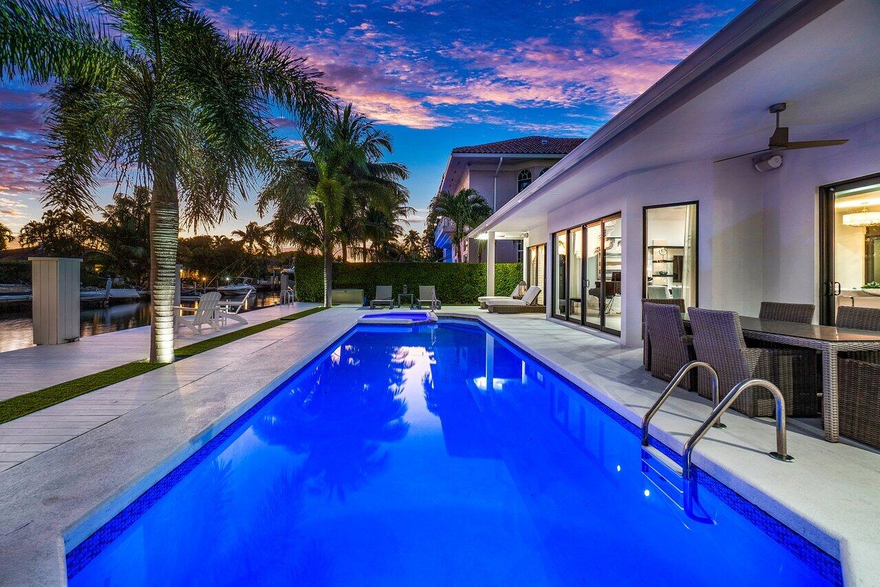 TROPIC ISLE - Residential