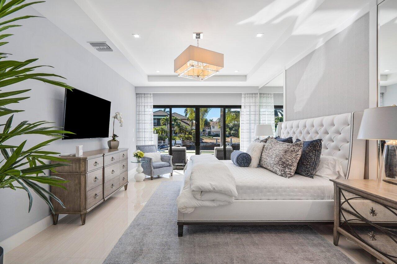 TROPIC ISLE - Residential
