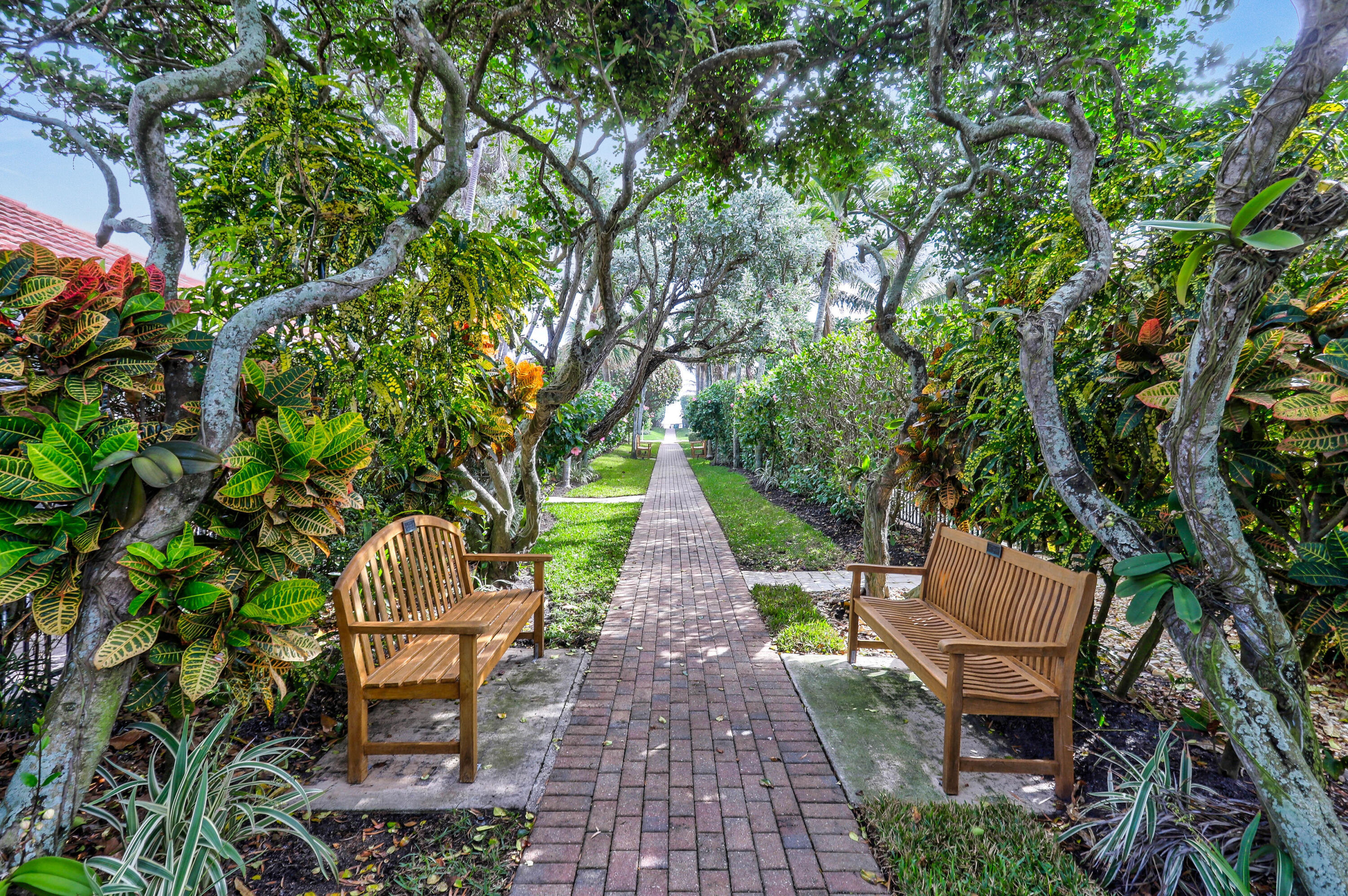 JUPITER INLET BEACH COLONY - Residential