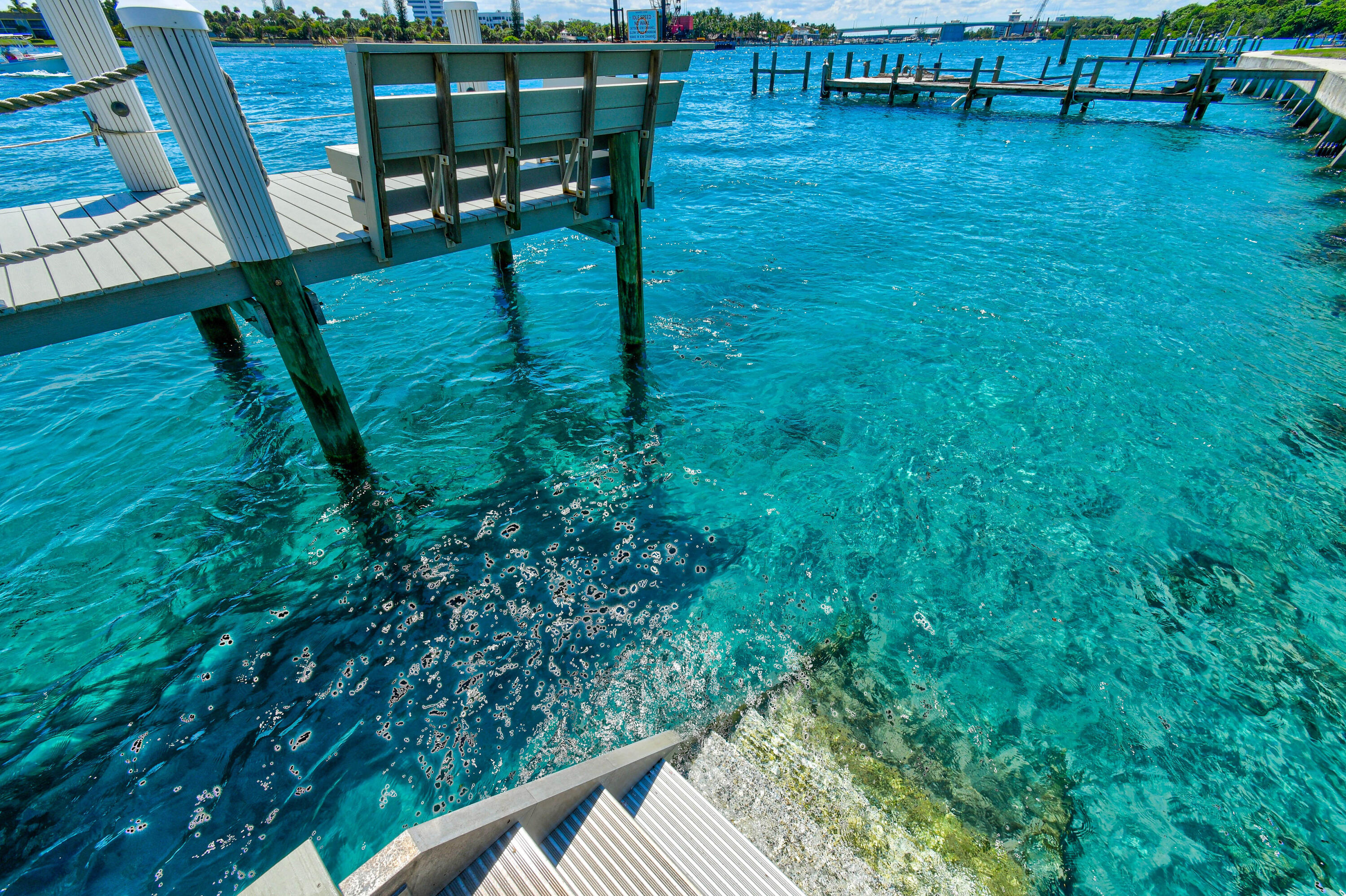JUPITER INLET BEACH COLONY - Residential
