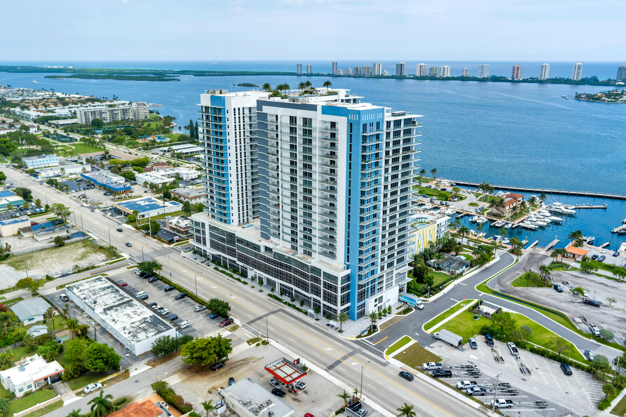 NAUTILUS 220 CONDO - Residential