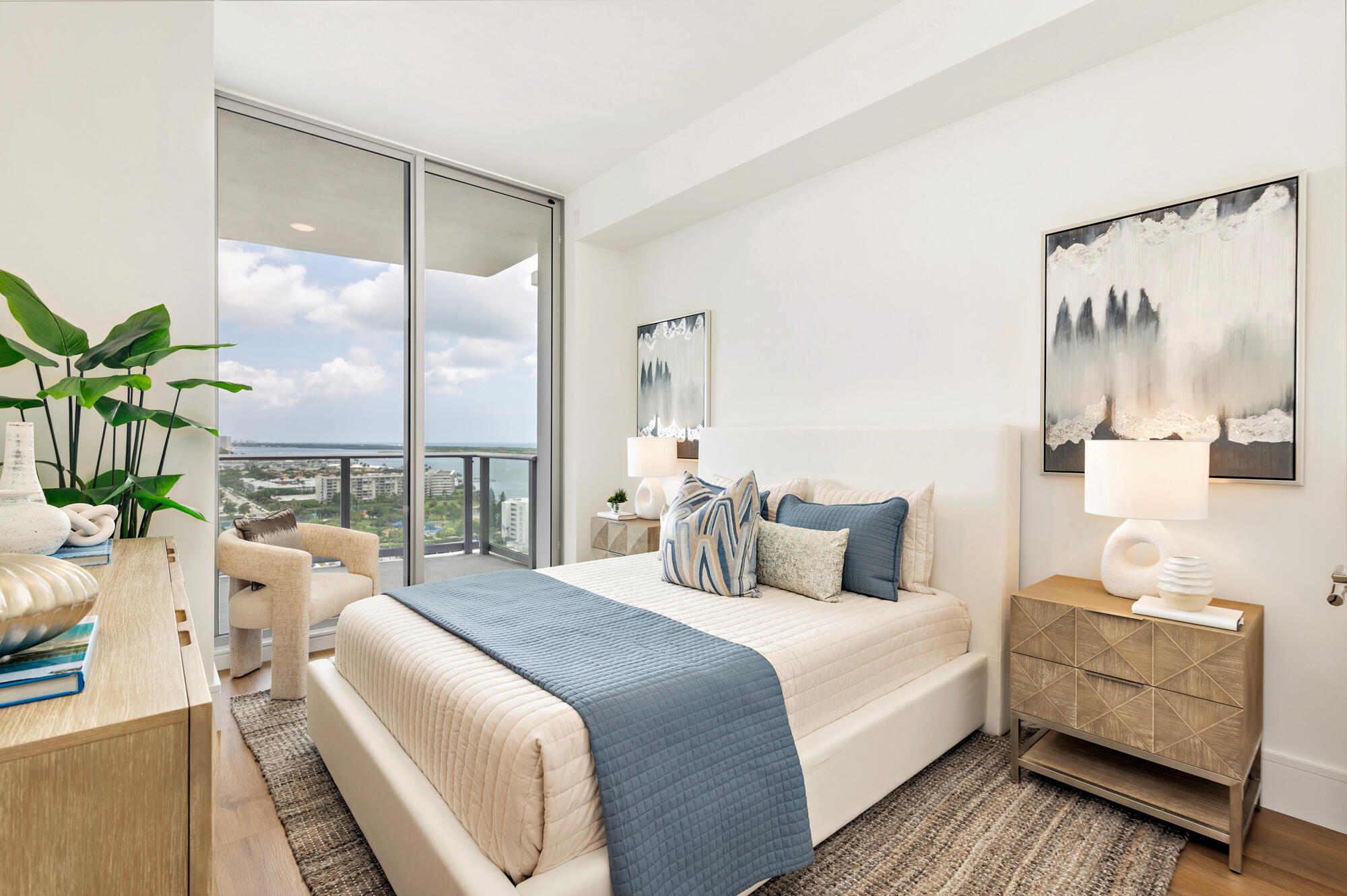 NAUTILUS 220 CONDO - Residential