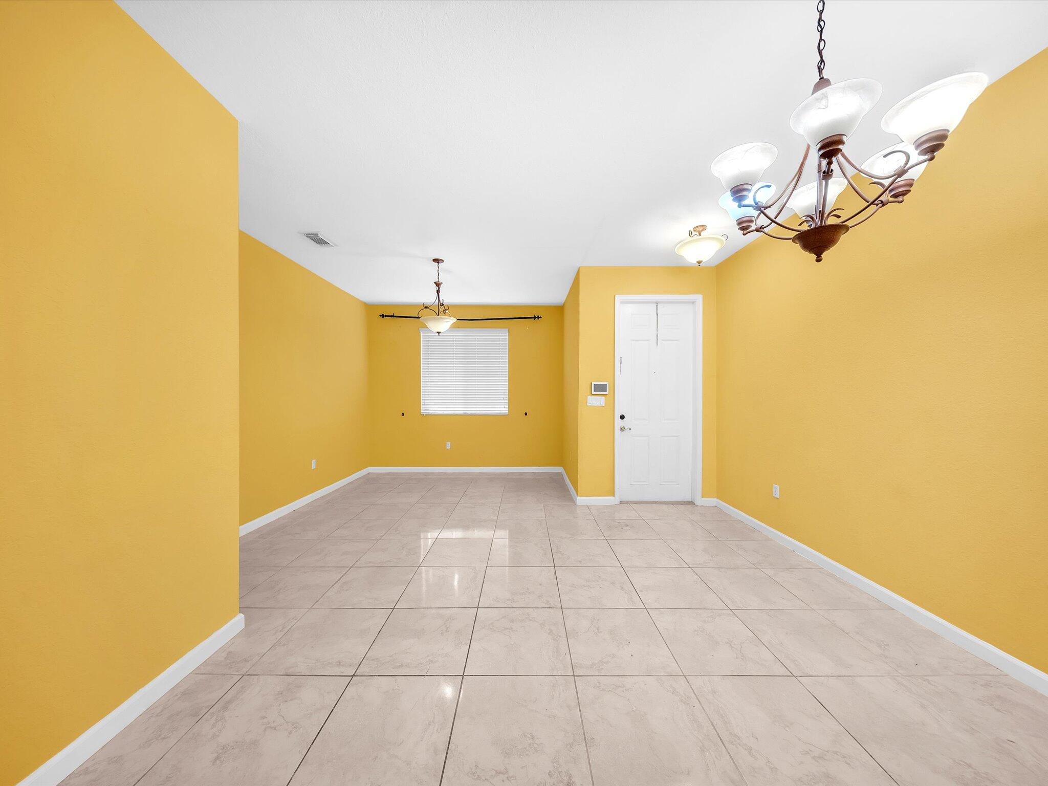 MAJORCA ISLES II CONDO - Residential Lease