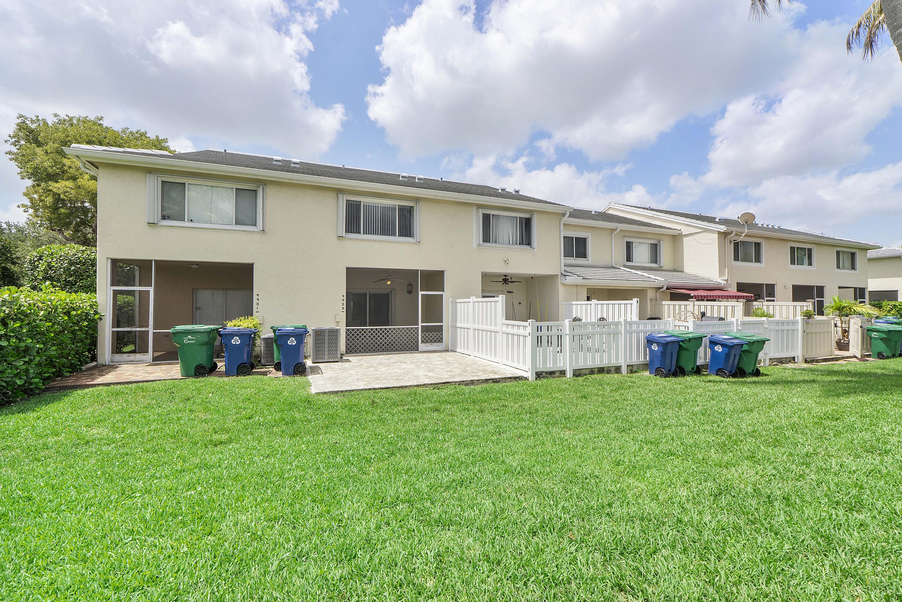 CORAL REEF CLUB - Residential