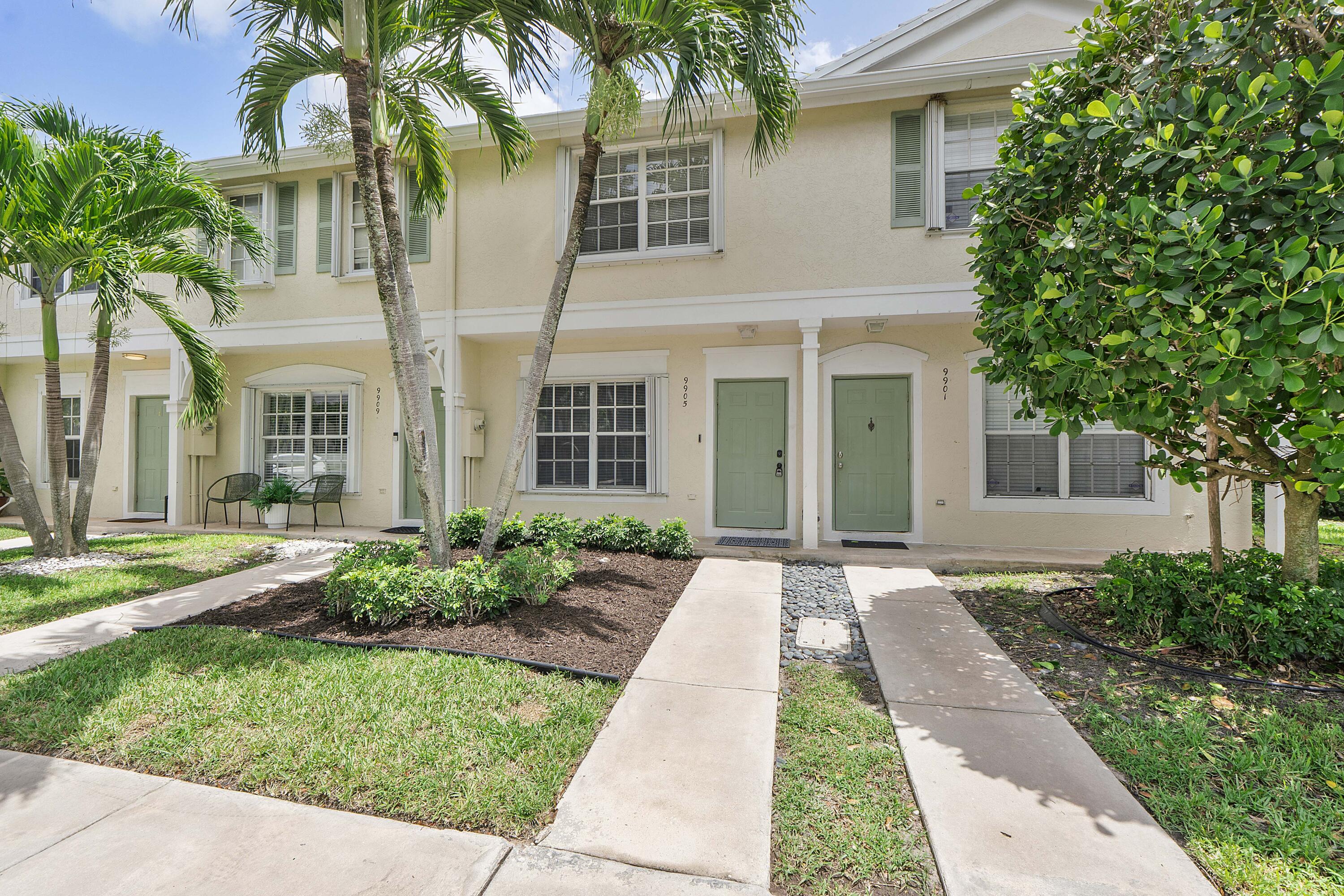 CORAL REEF CLUB - Residential